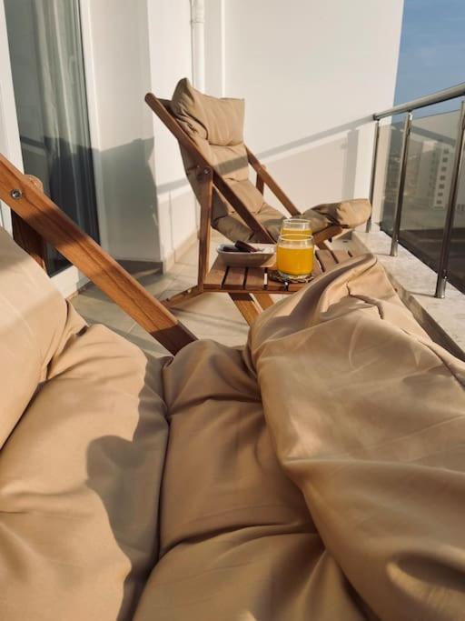 Appartement Penthouse Am Long Mit Meerblick Trikomo