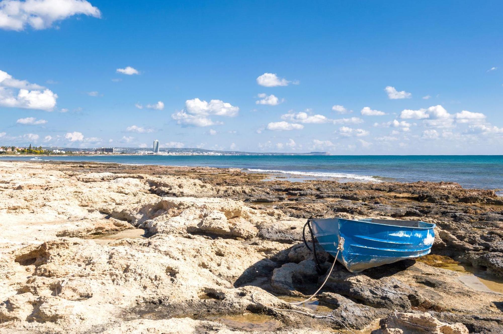 Ioanna - 50m From Med Sea Holiday home *