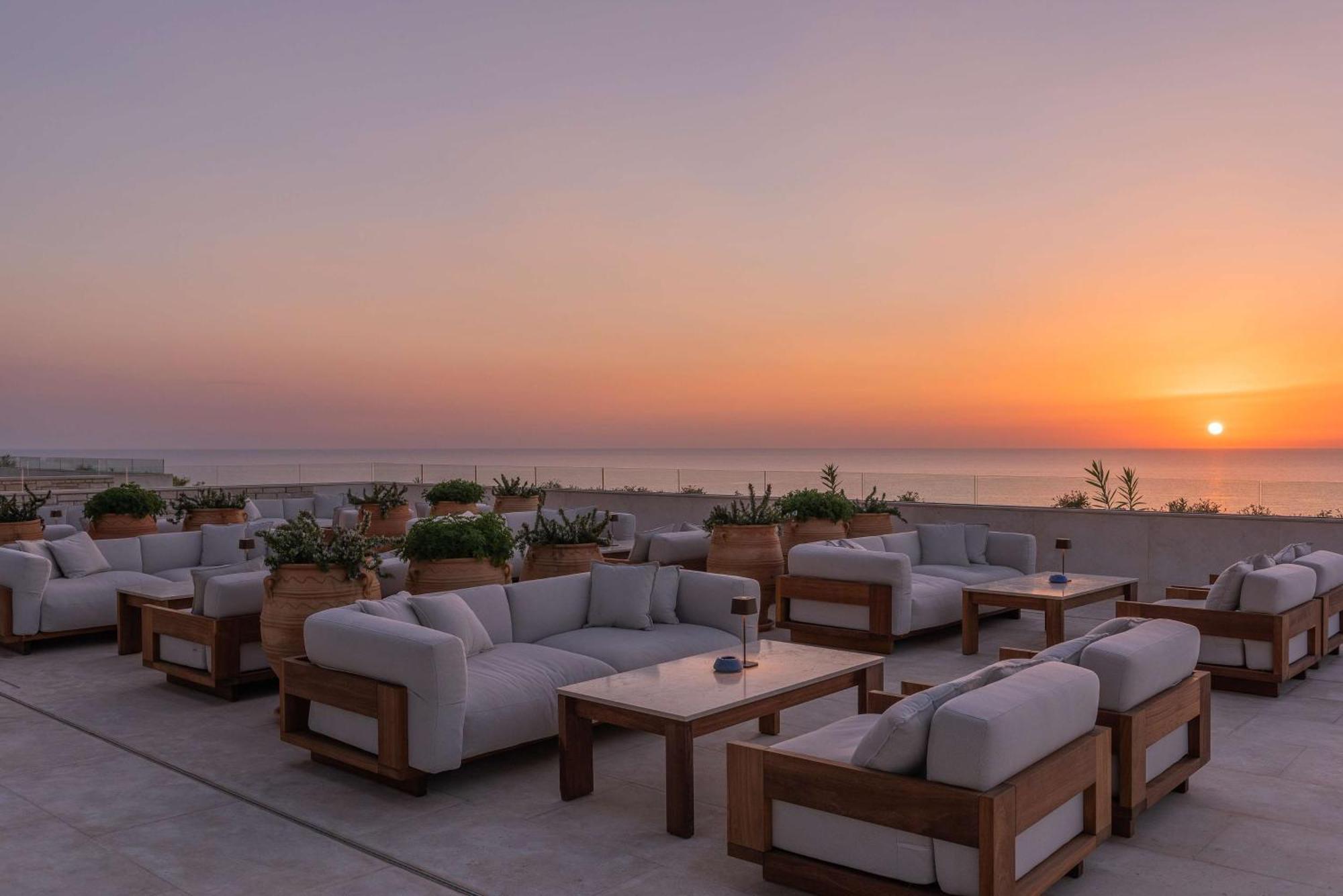 Cap St Georges & 5*