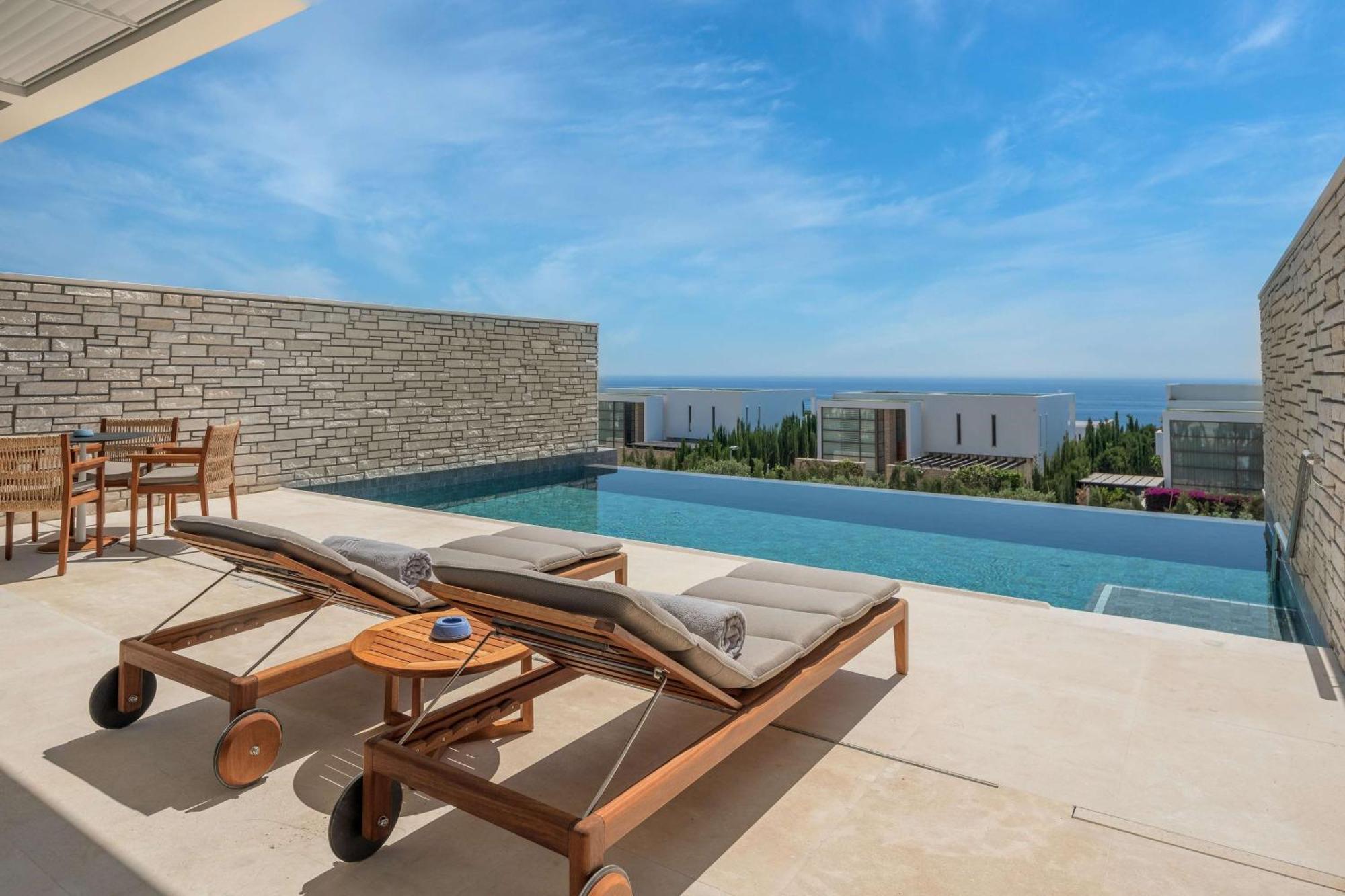 Cap St Georges & 5*