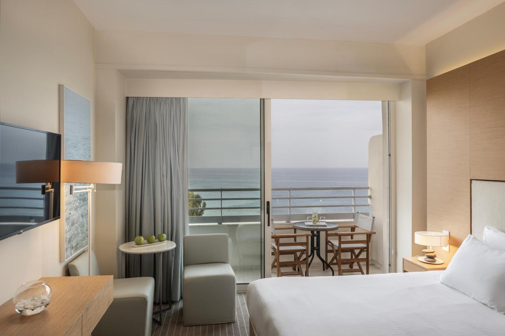 Capo Bay 5* Protaras