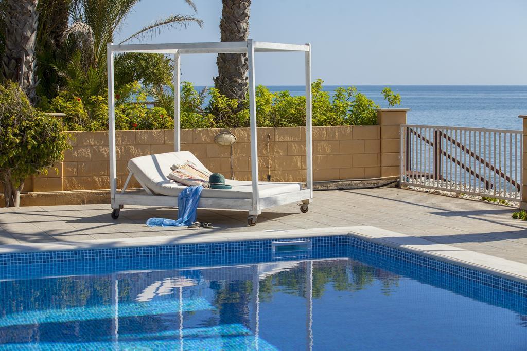 Holiday home Meneou Beachfront Sunset