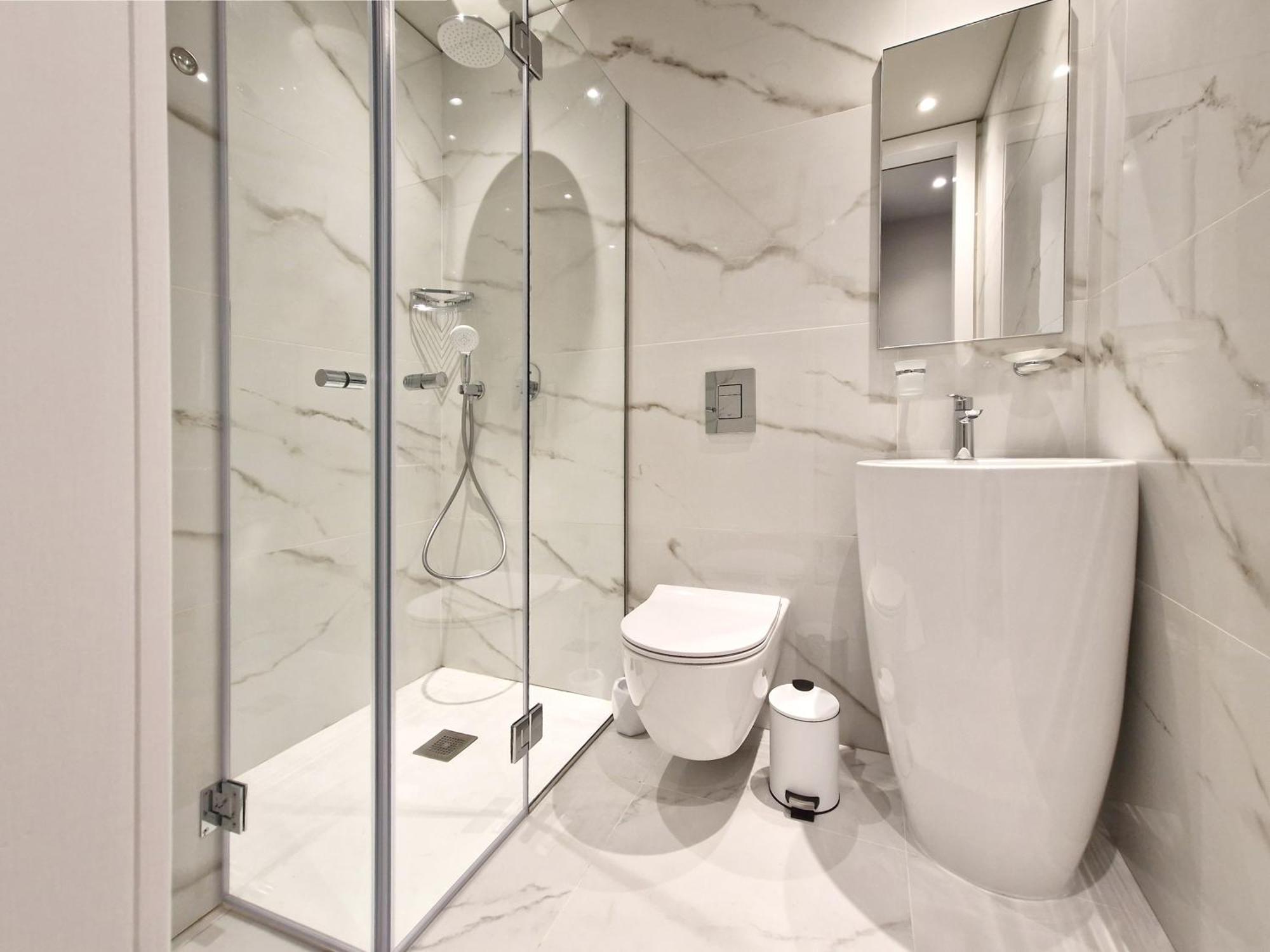 Aeon Residences - In The Heart Of Holiday home *