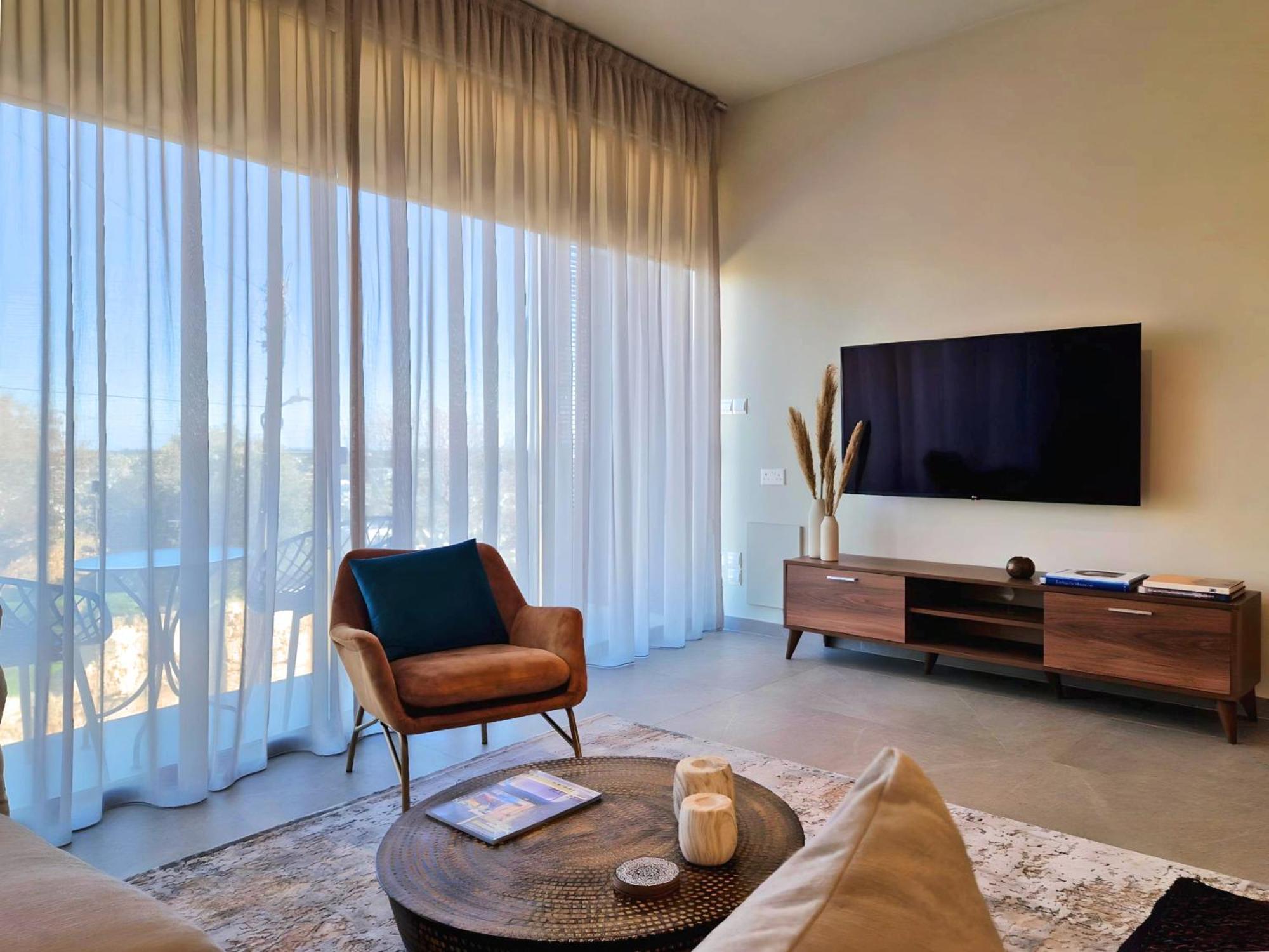 Aeon Residences - In The Heart Of