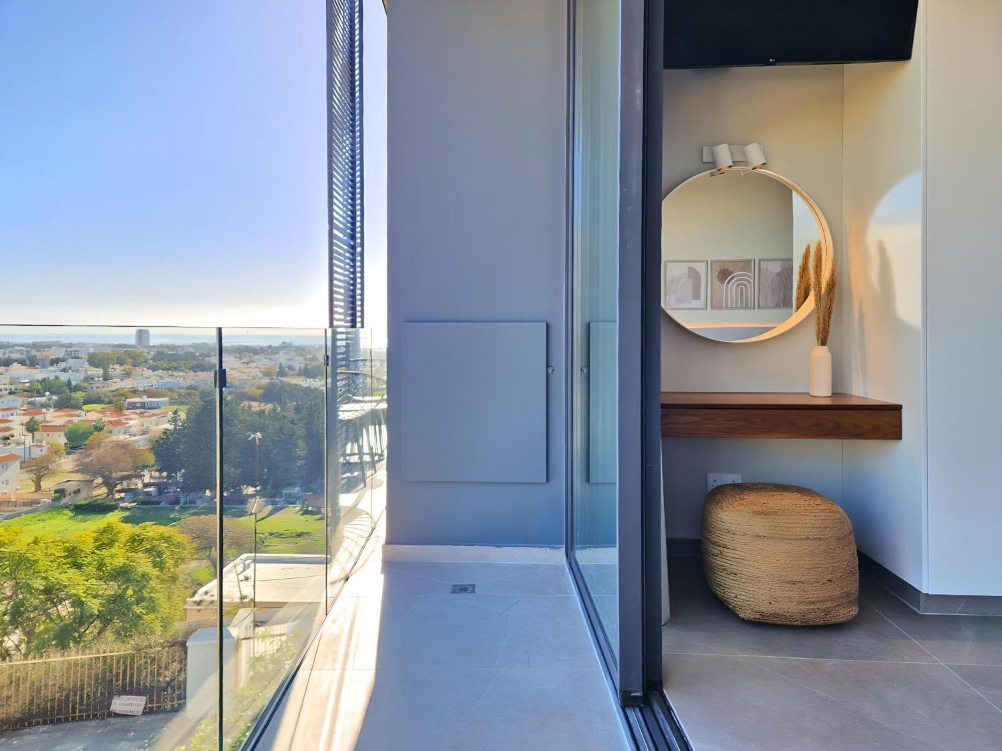 Aeon Residences - In The Heart Of Holiday home