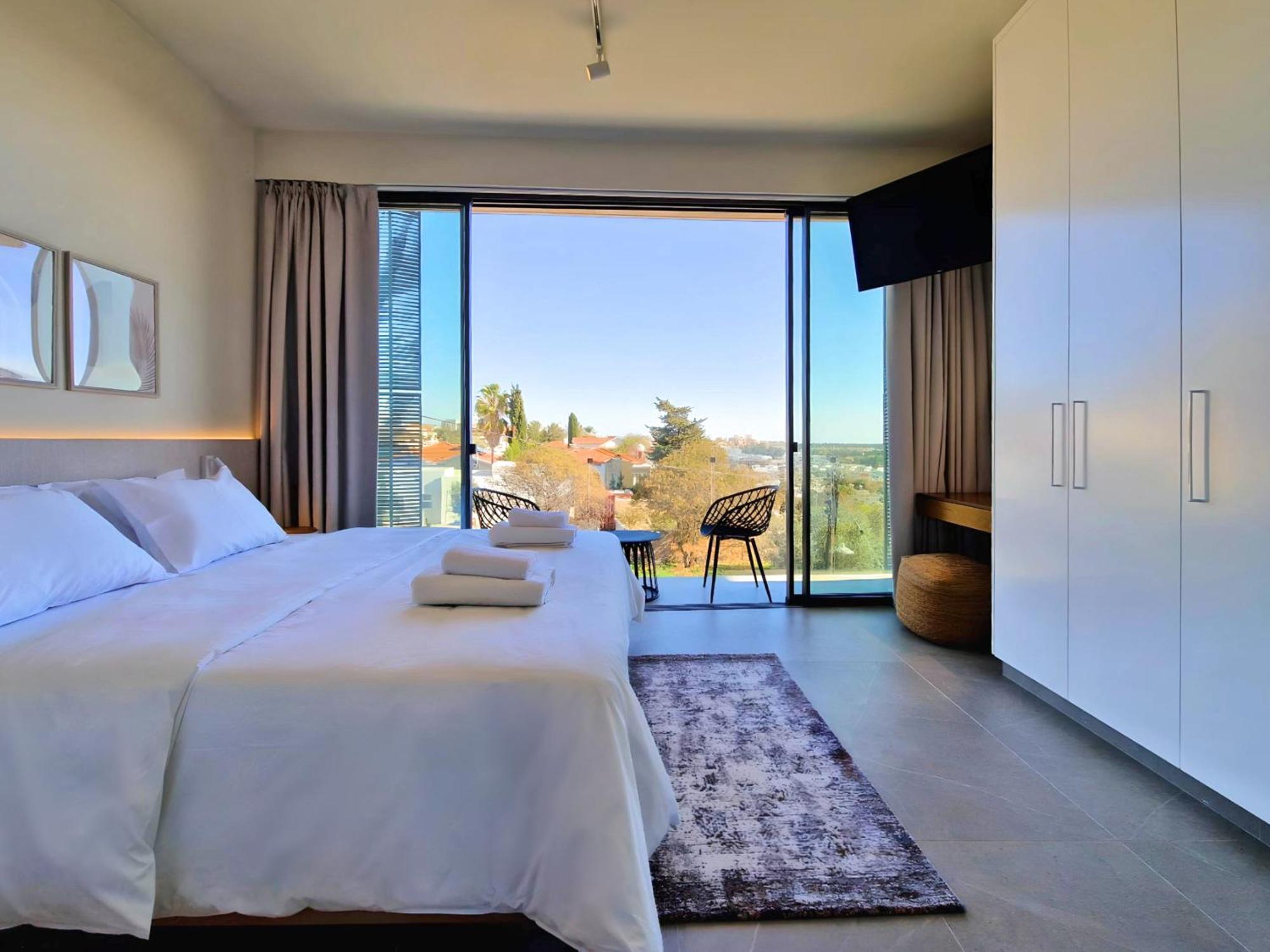 Aeon Residences - In The Heart Of