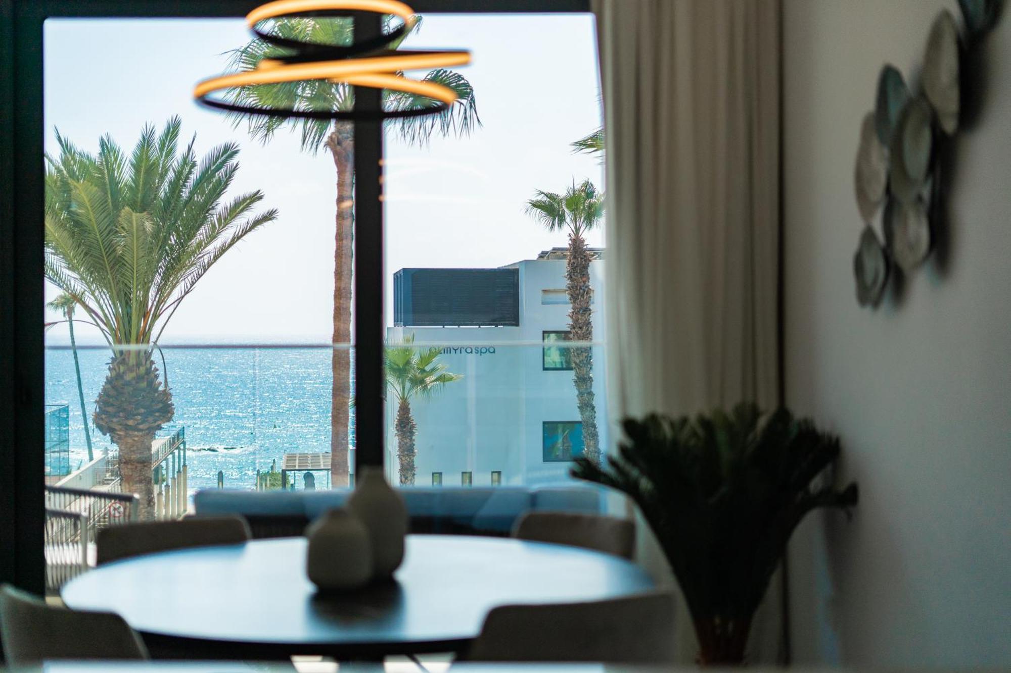 Waterside Sea View