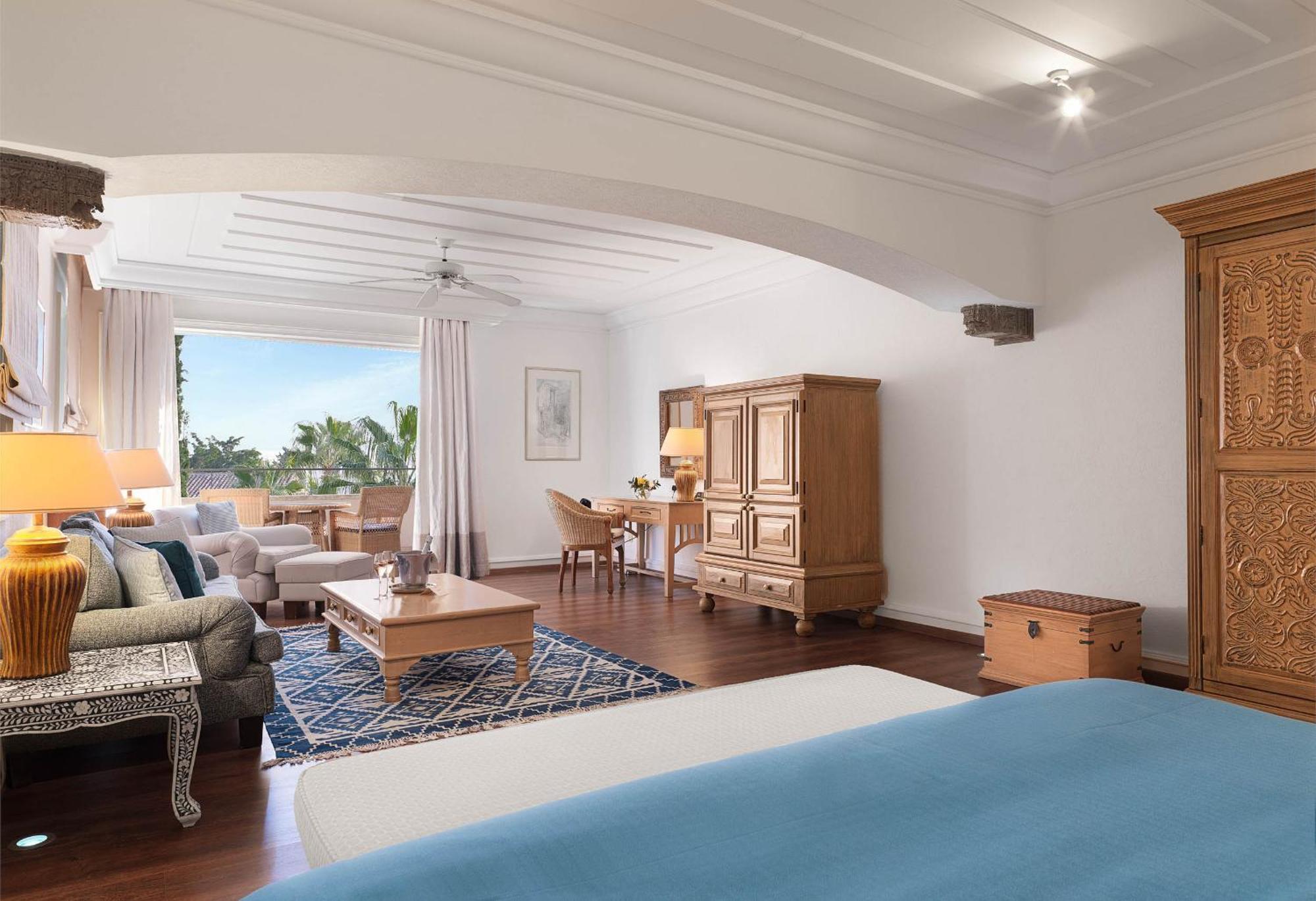 Columbia Hotel 5*