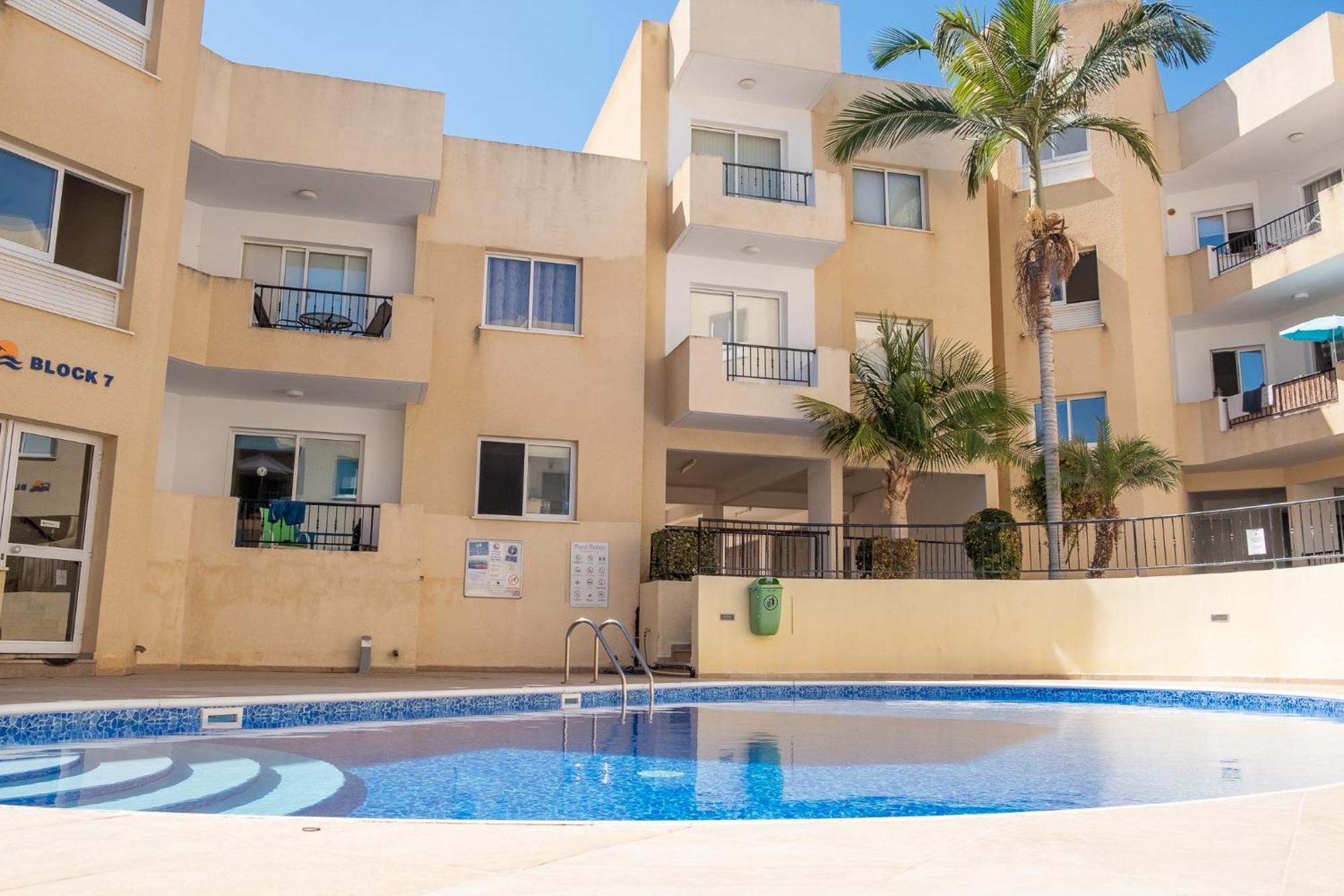 Stylish 2 Bedroom In Pegia *