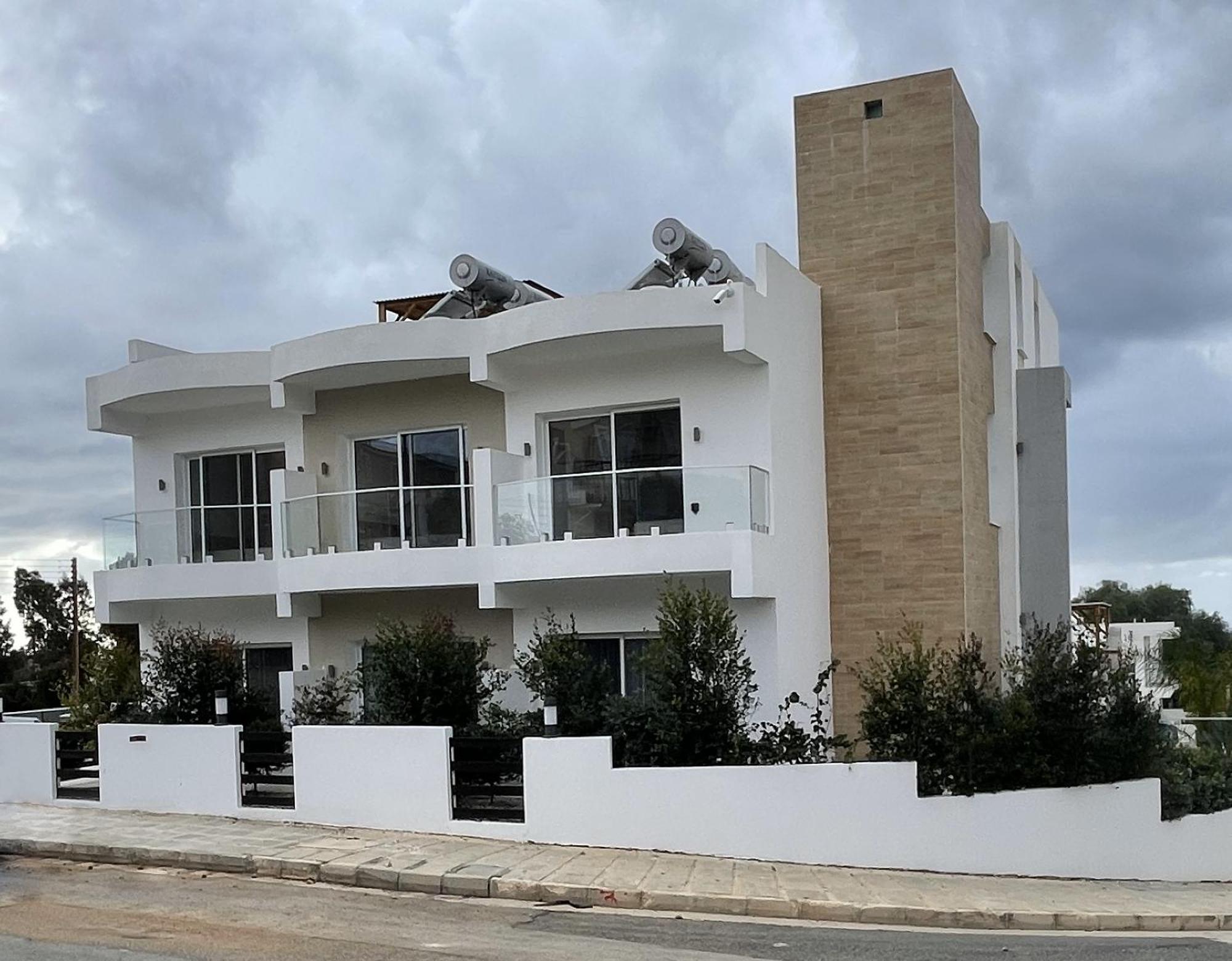 Apartment Arf Emba