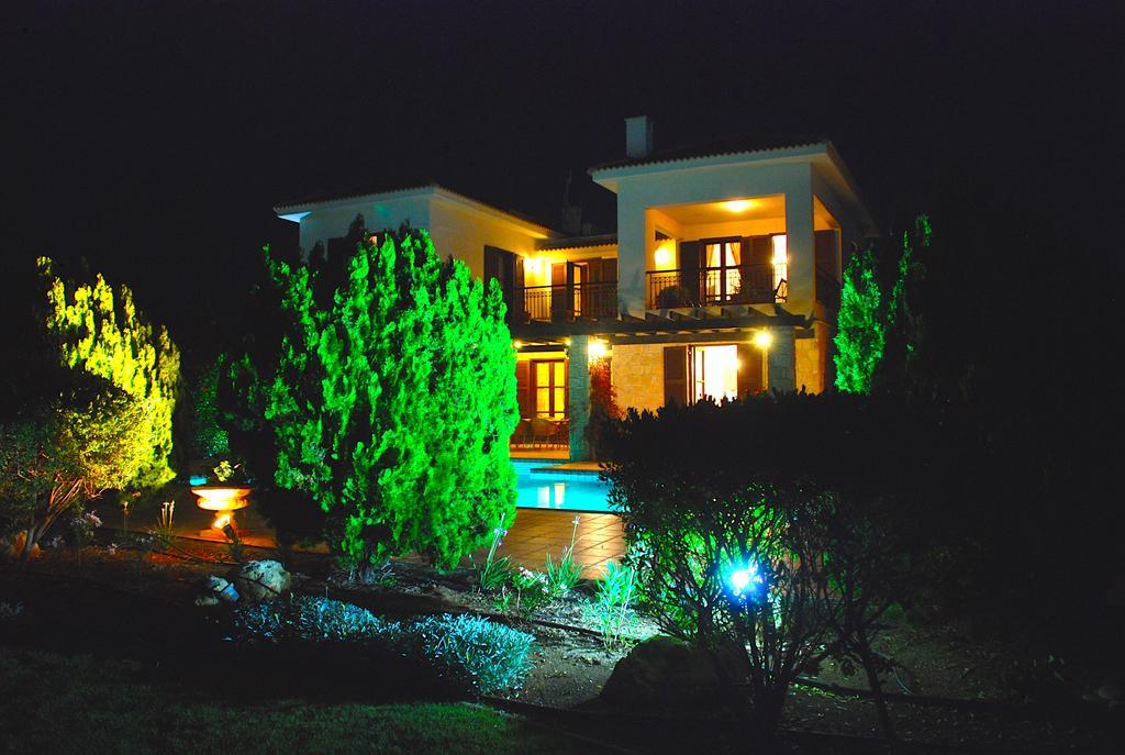 3 Bedroom Anarita With Private Pool, Aphrodite Hills Holiday home Kouklia