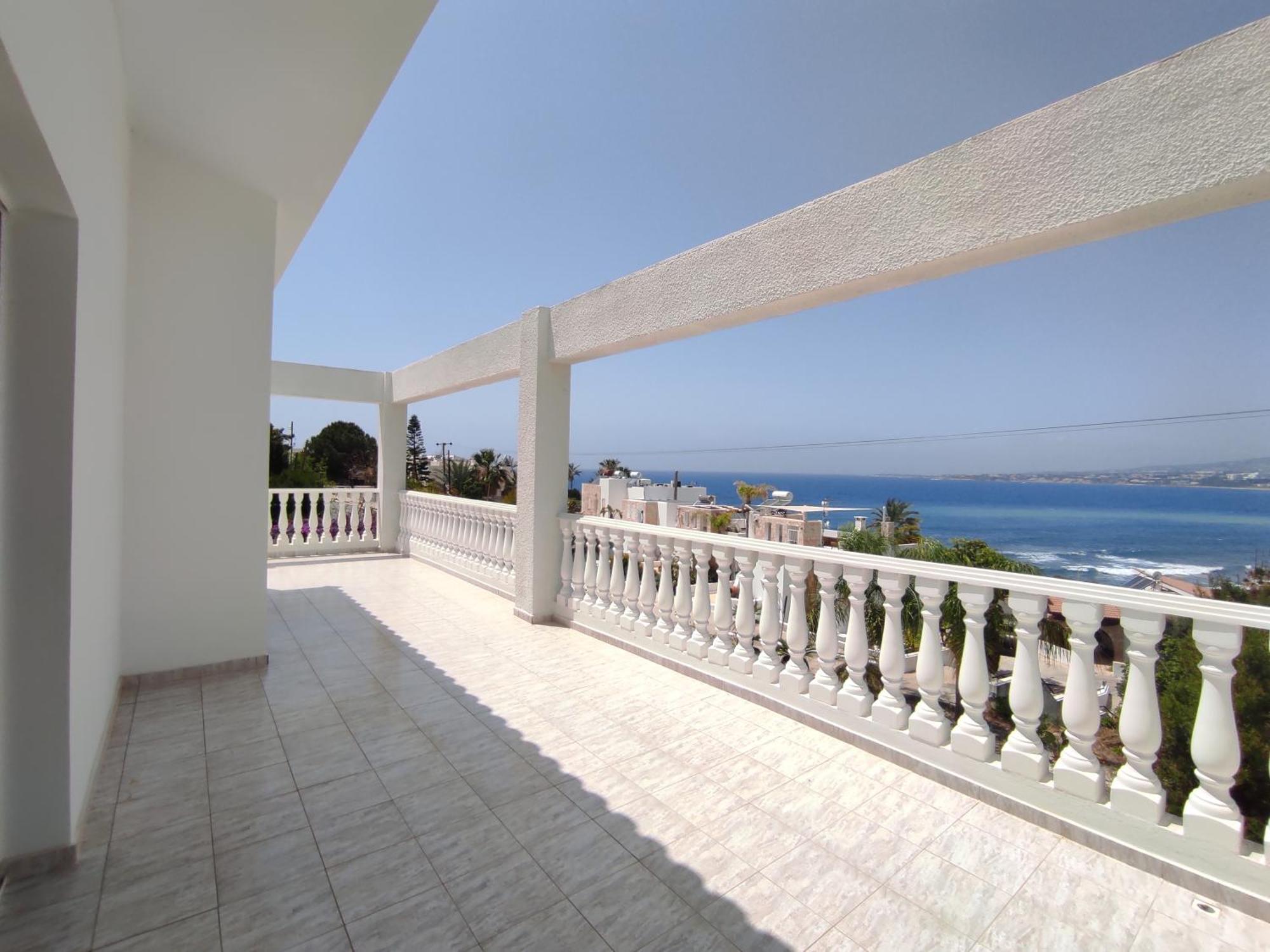 Theo Sunset Bay Hotel 4*