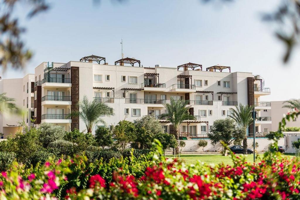 Sunrise Apartment Vokolidha