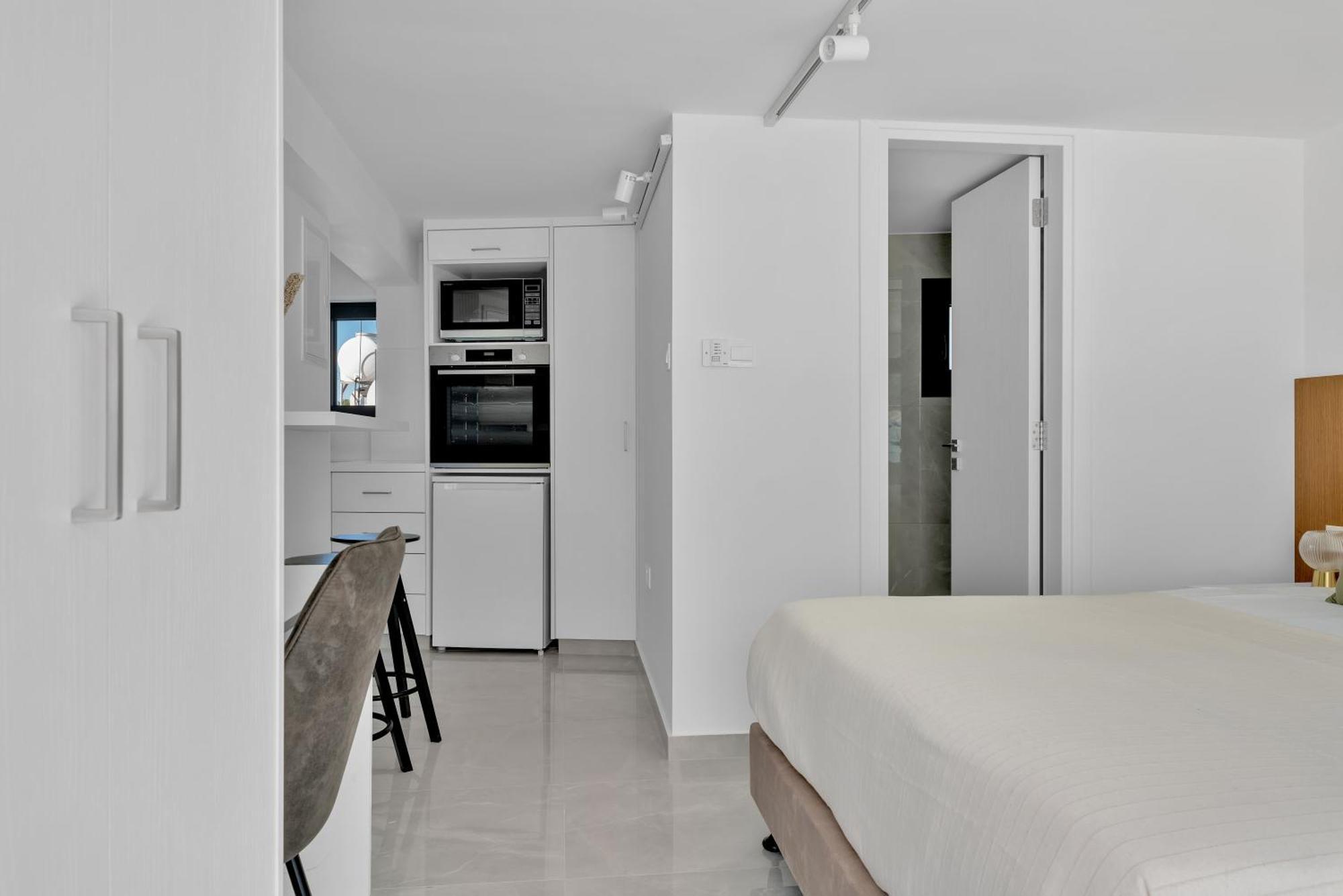 Phaedrus Living Alkminis Seaview Litore Apartamento