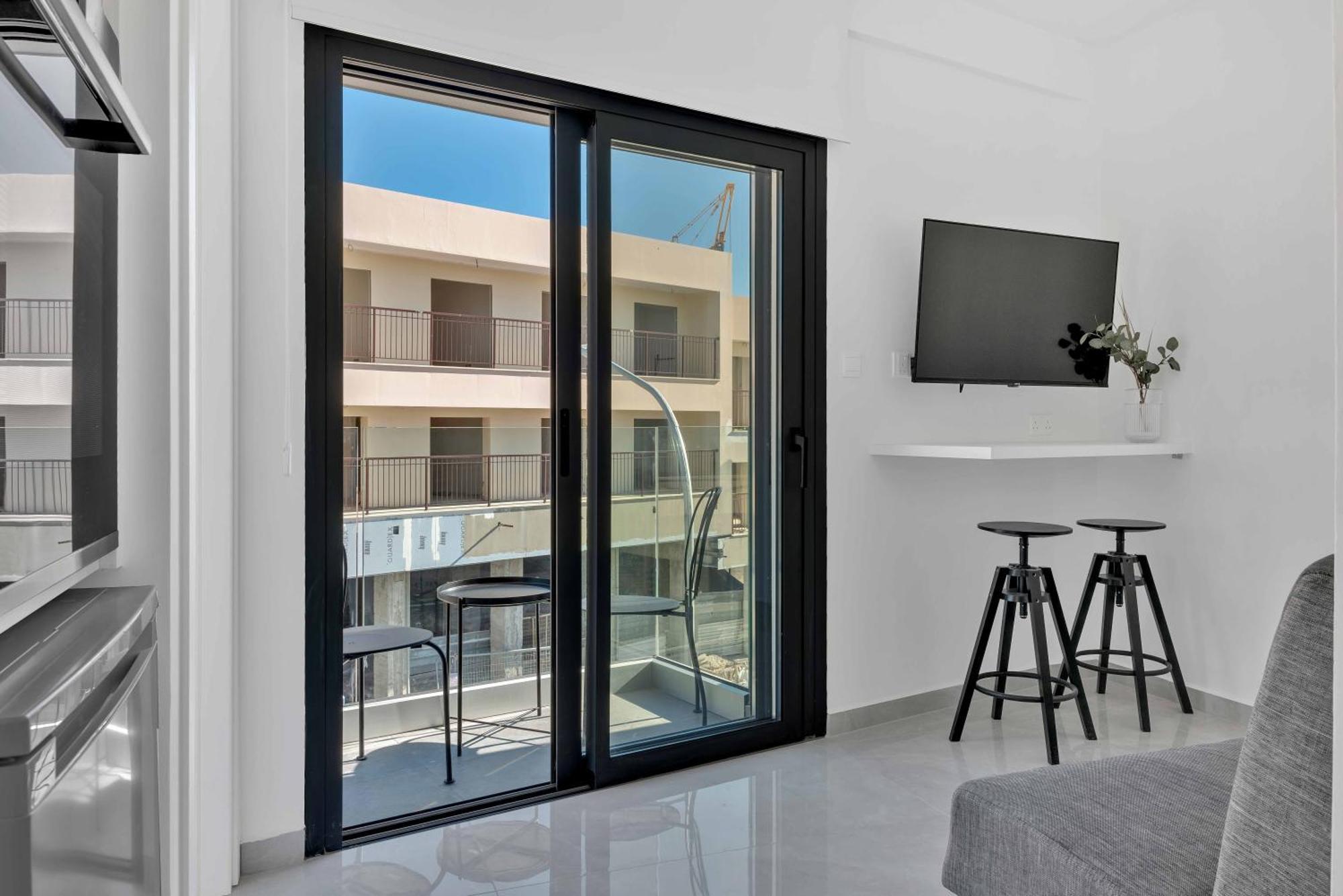 Phaedrus Living Alkminis Seaview Mare Apartment *