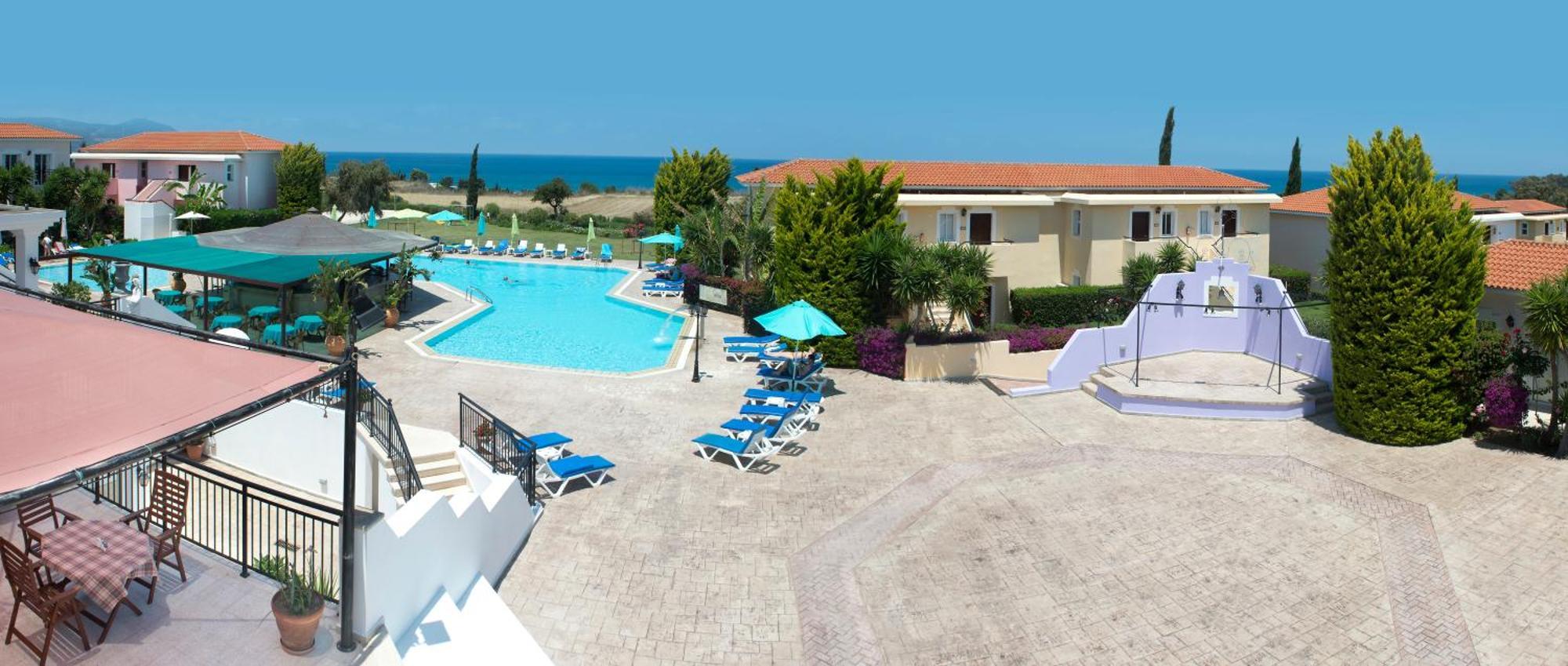 Akamanthea Village