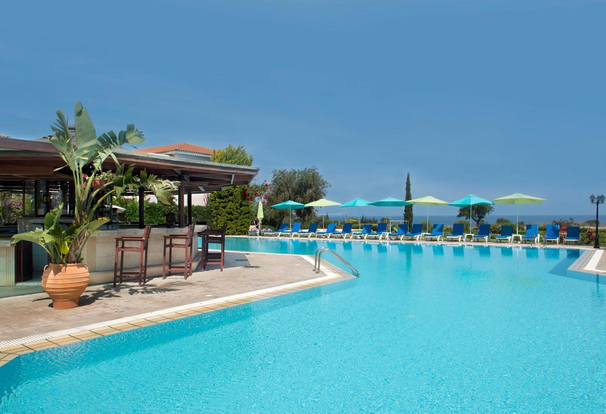 Akamanthea Village Aparthotel