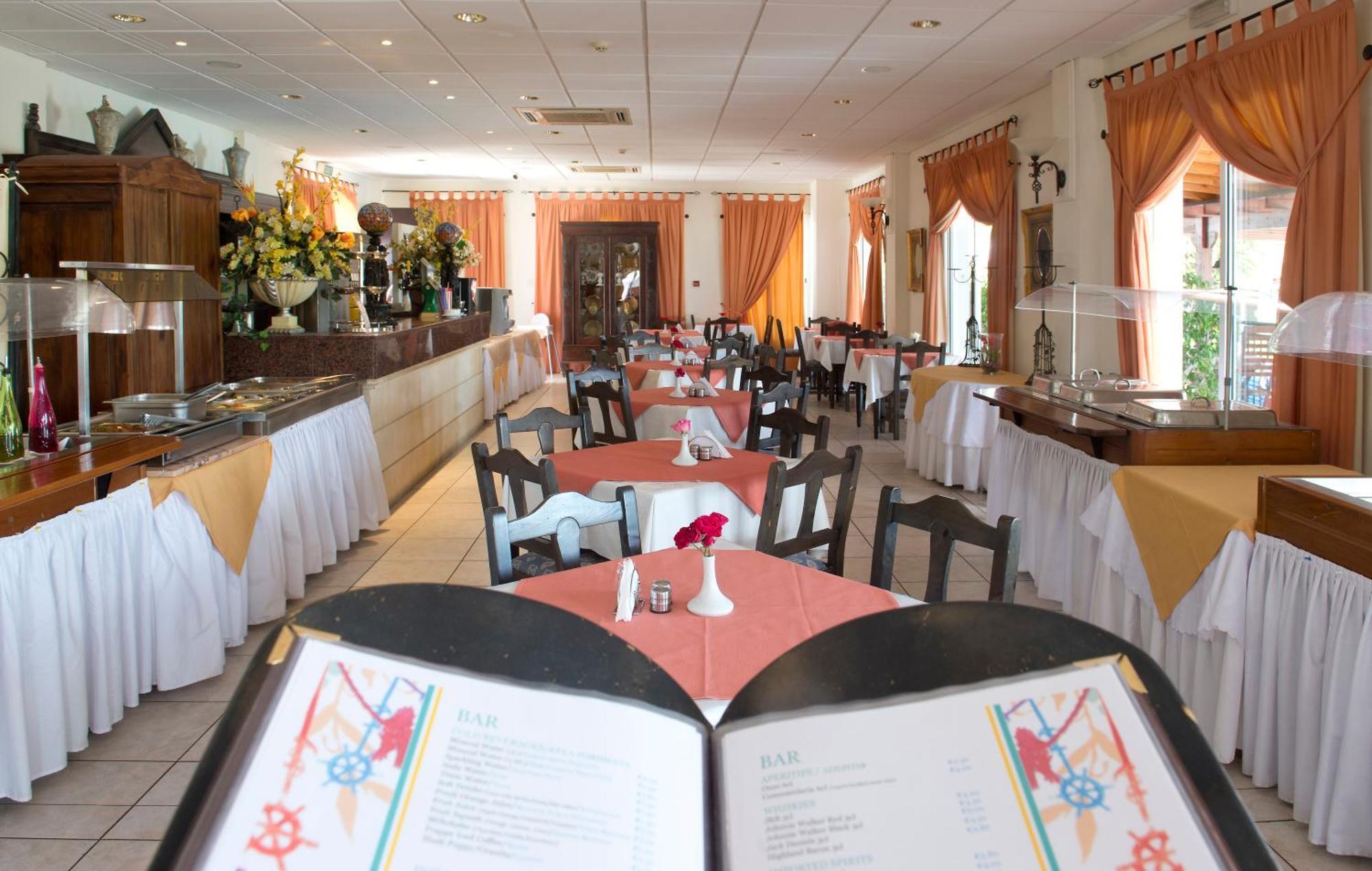Aparthotel Akamanthea Village Polis