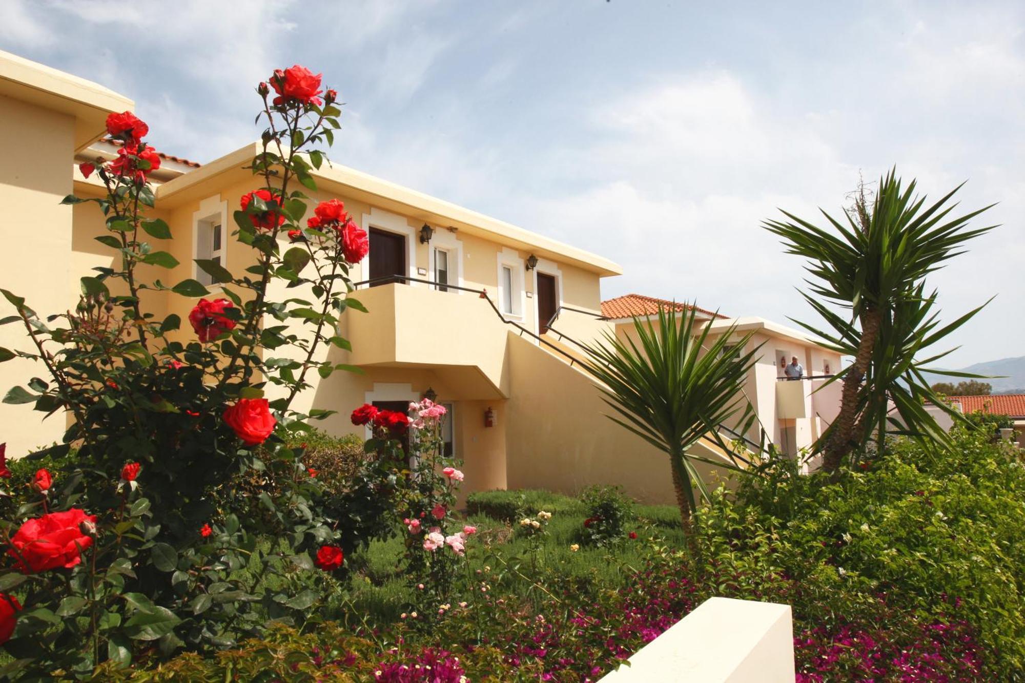 Akamanthea Village