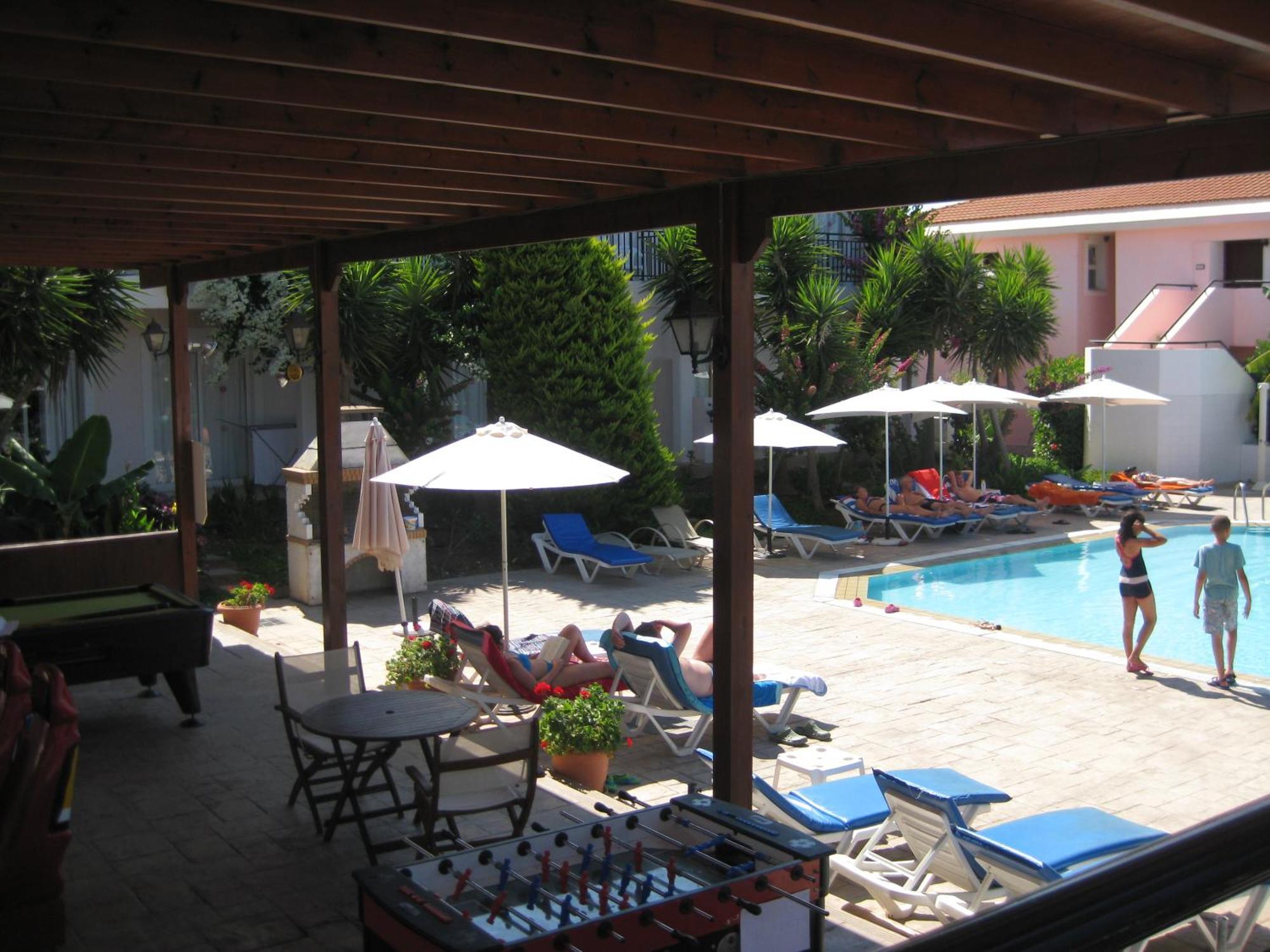 Akamanthea Village 4*