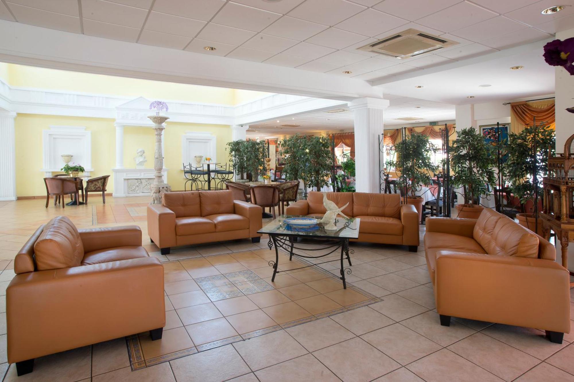 Akamanthea Village Aparthotel Polis