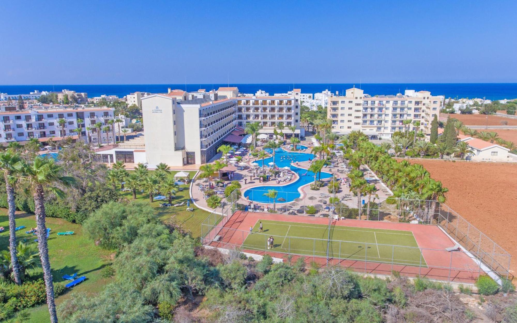 Tsokkos Gardens 4*