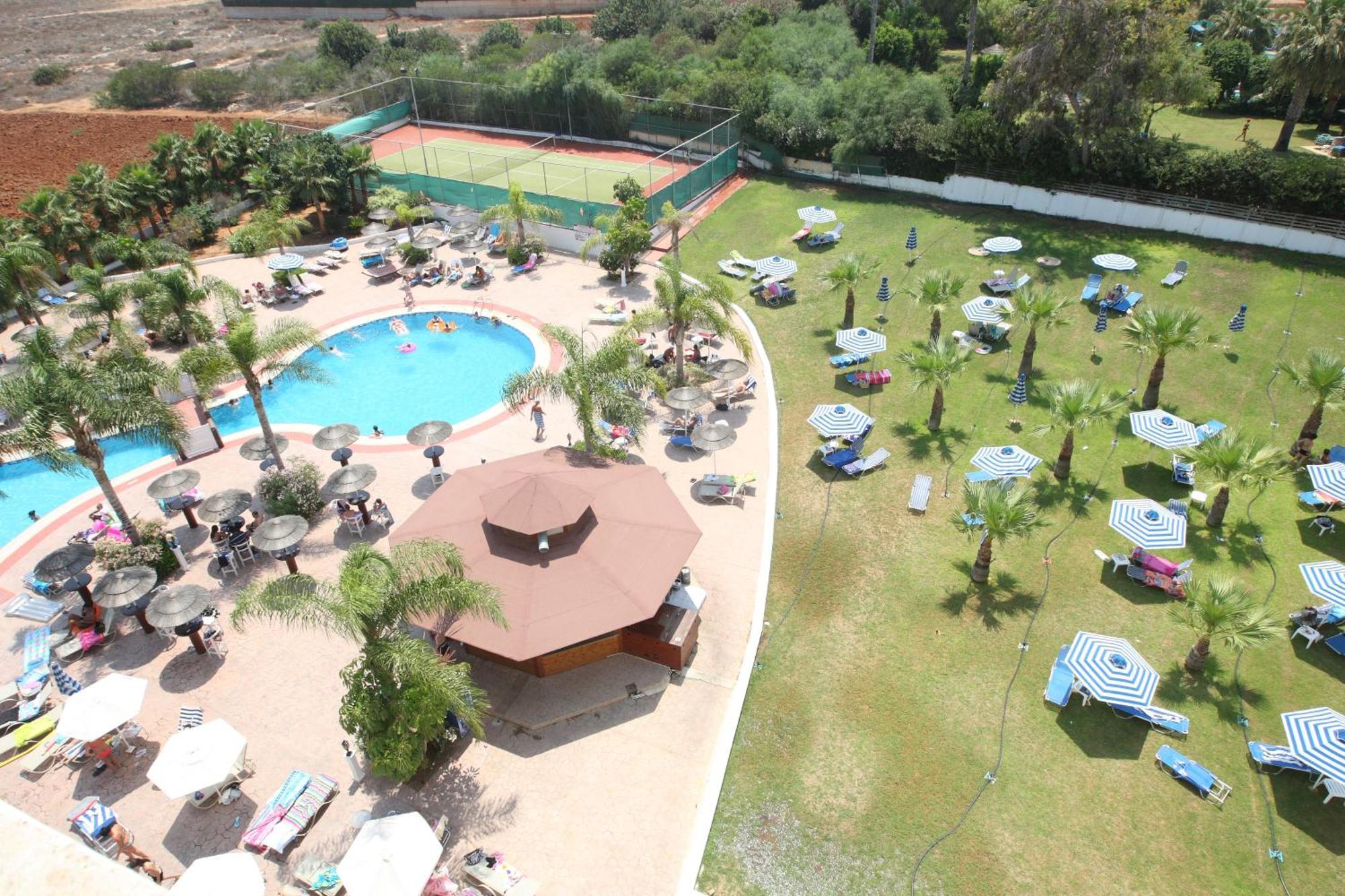 Tsokkos Gardens Protaras