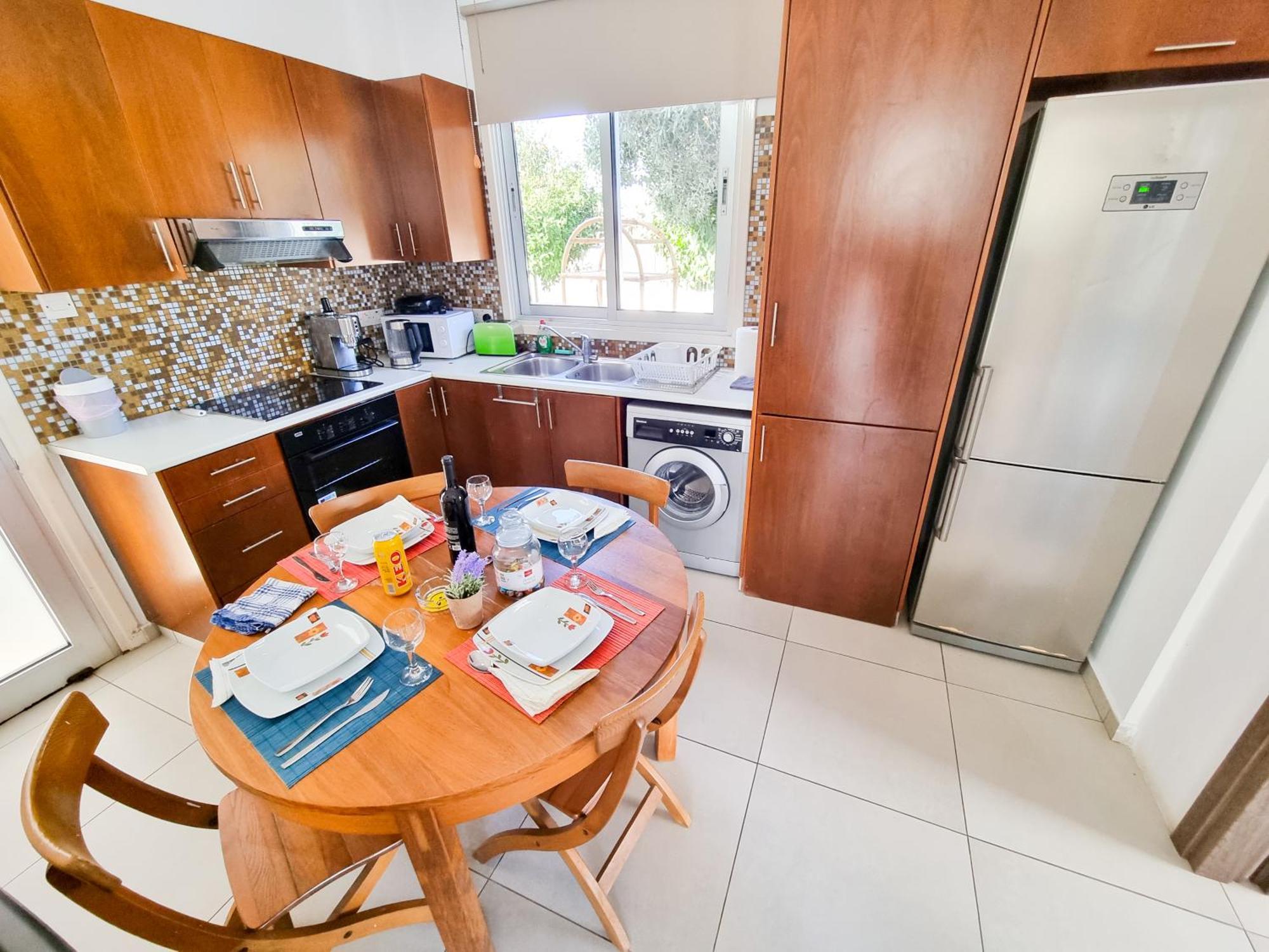 Villa With Private Pool And Bbq Larnaca