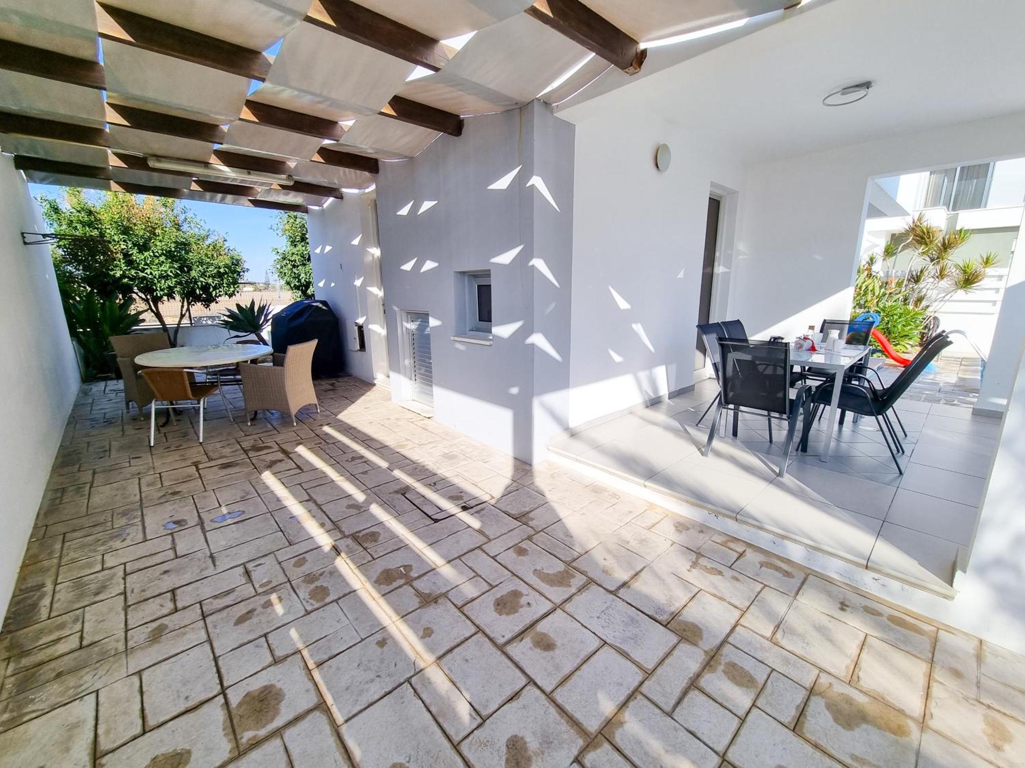 Villa With Private Pool And Bbq