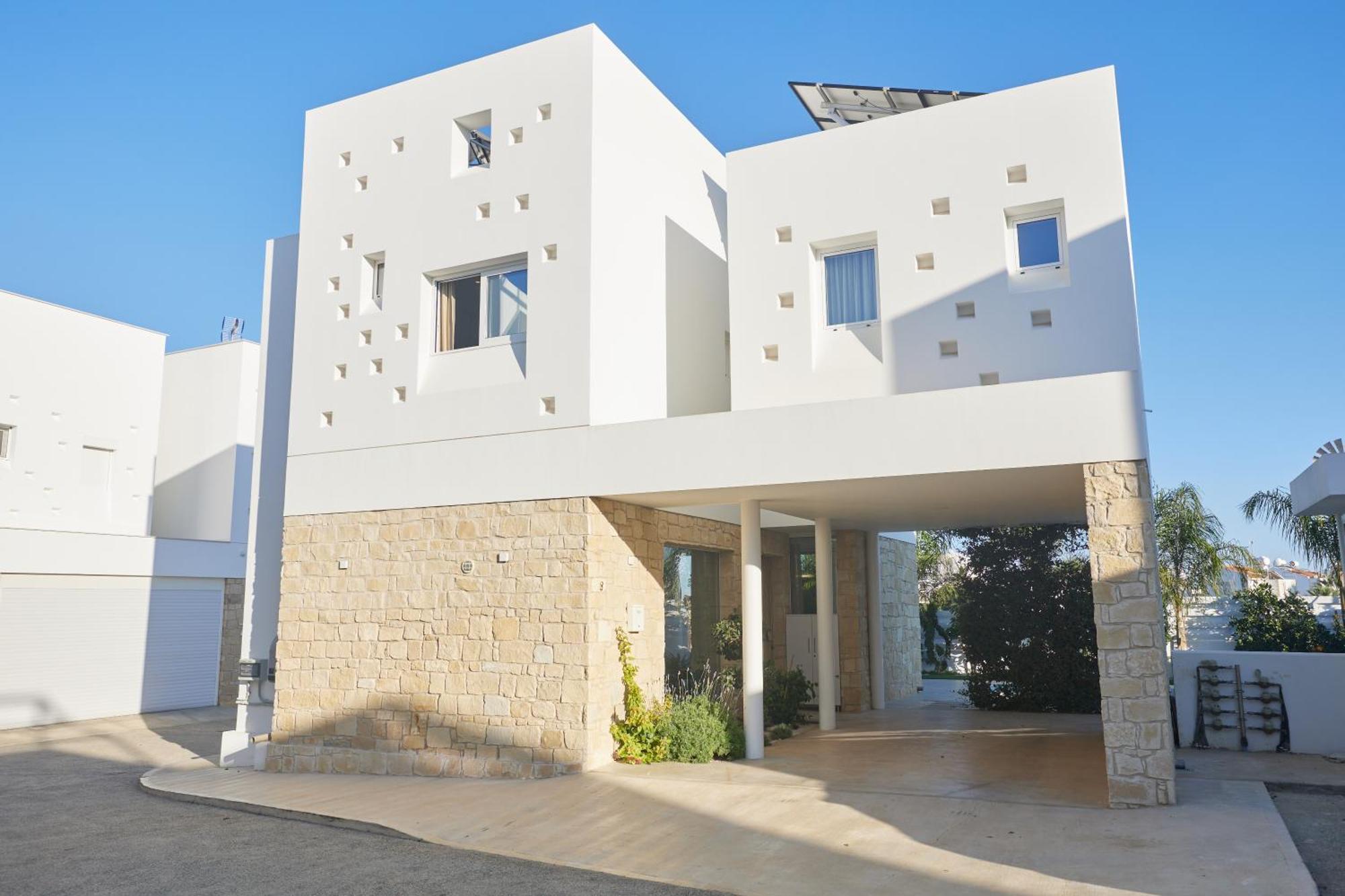 Vie Bleu 3 Bedroom Villa