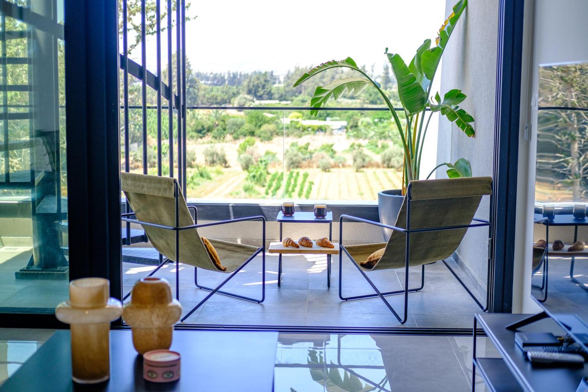 Sunset Gardens Apartment