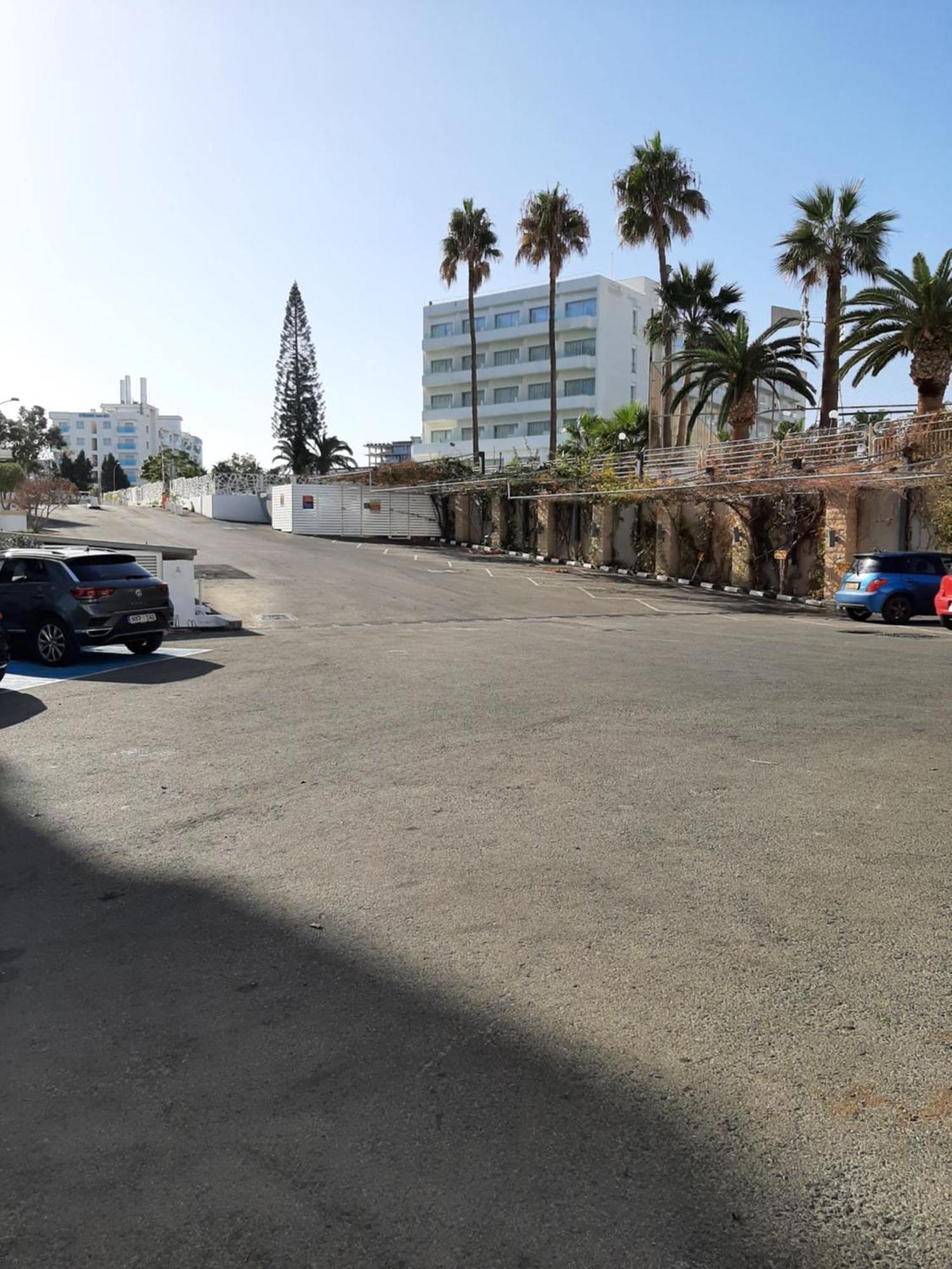 Vrissaki Hotel 4*