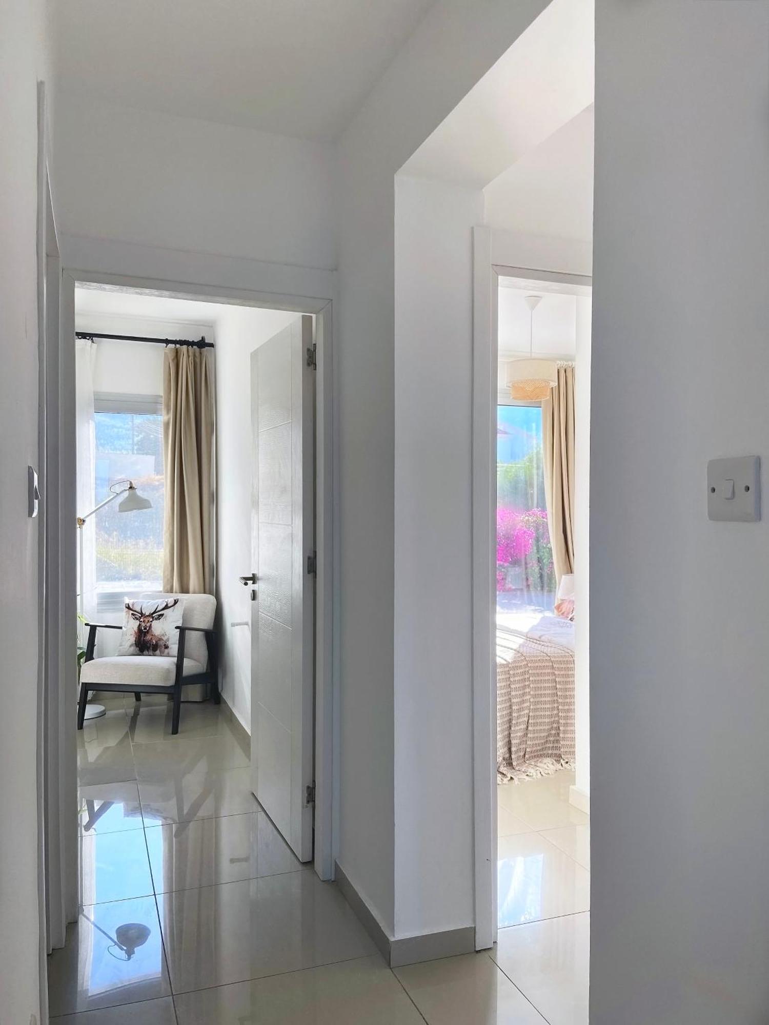 Spacious Three-bedroom With Sea View A4 Apartment *