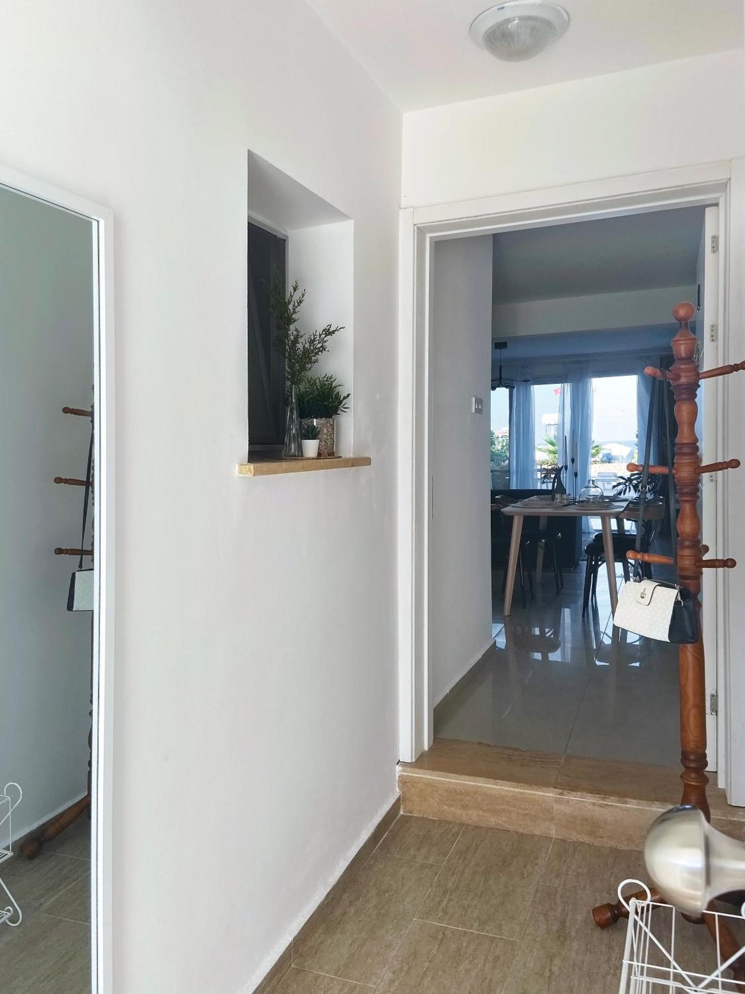 Apartment Spacious Three-bedroom With Sea View A4