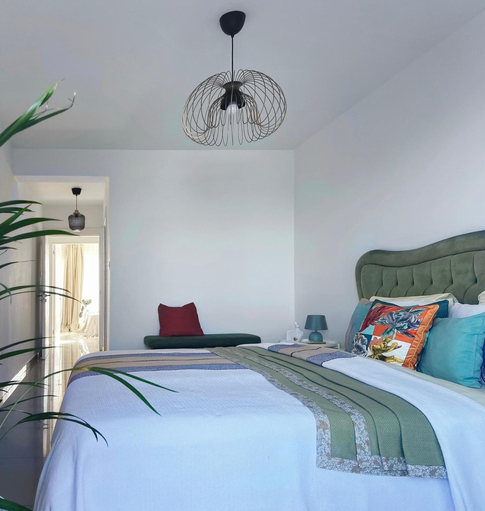 Spacious Three-bedroom With Sea View A4