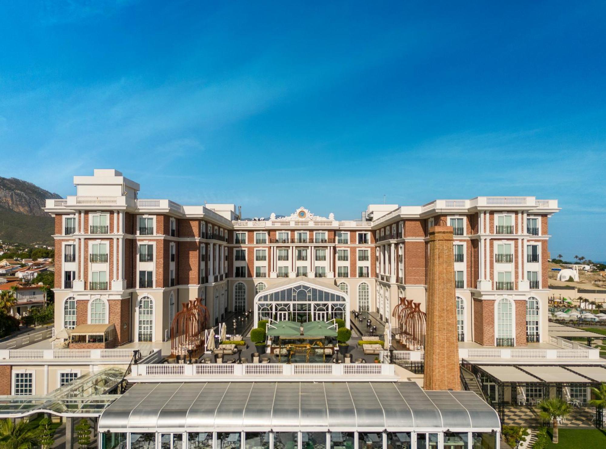 Kaya Palazzo & Casino Resort