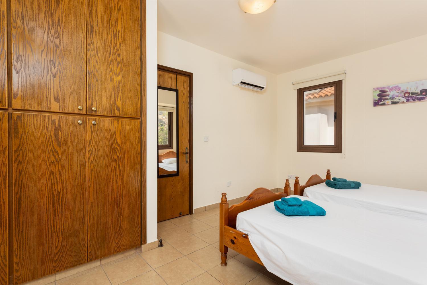 Serena Villa *