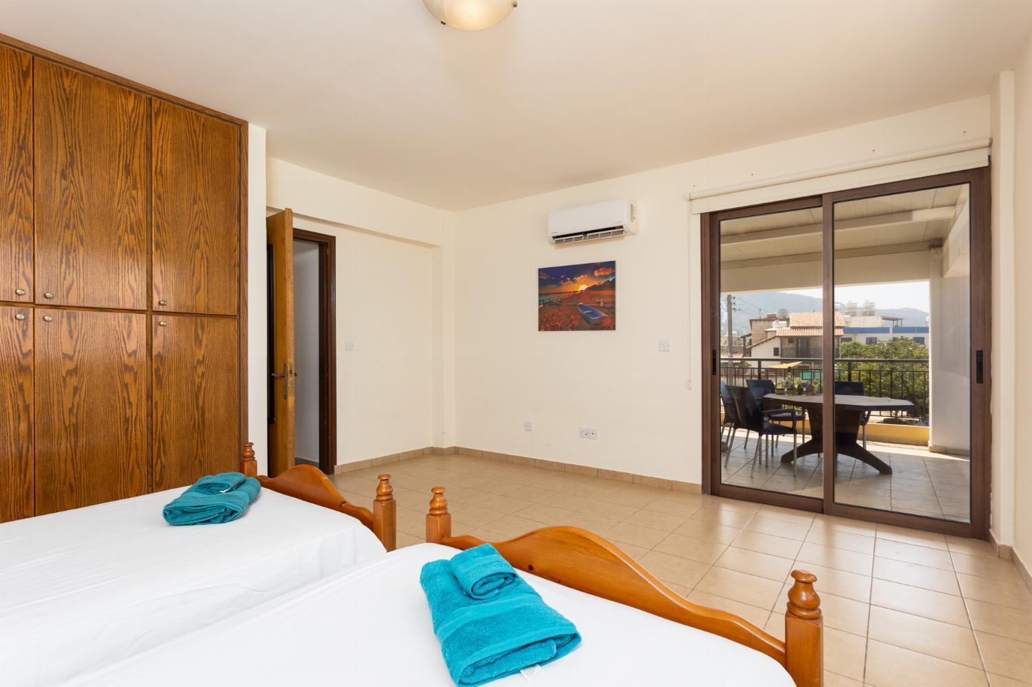 Serena Villa *