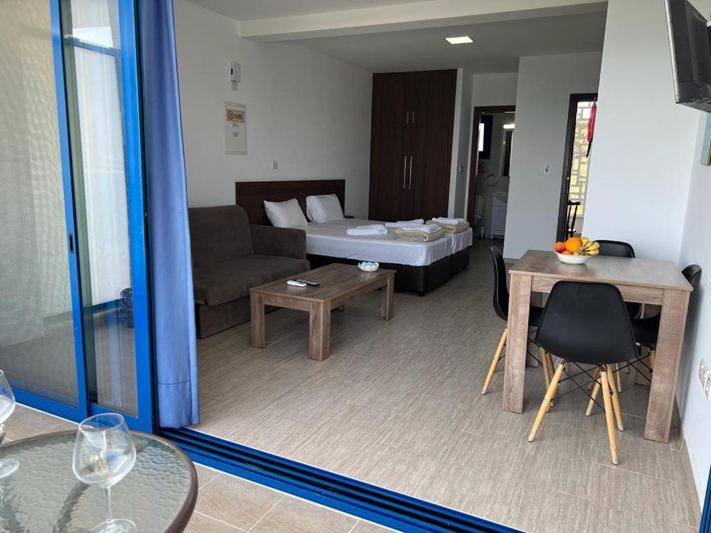 Aparthotel Panayiotis