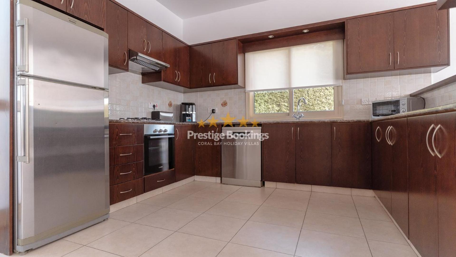 Eframia Ena By Prestige Bookings * Peyia