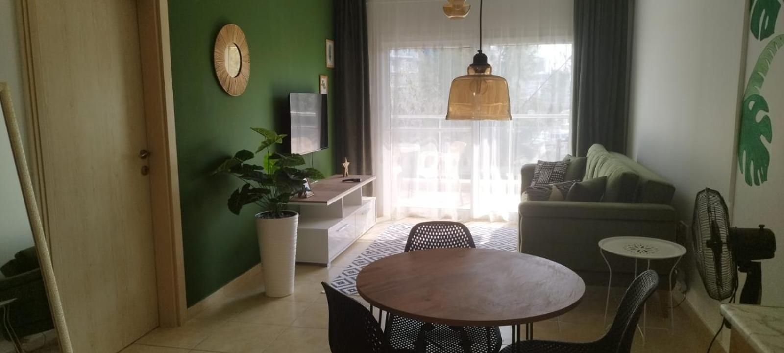 Caesar Cassius: Beachfront Smart In Northern Cyprus *