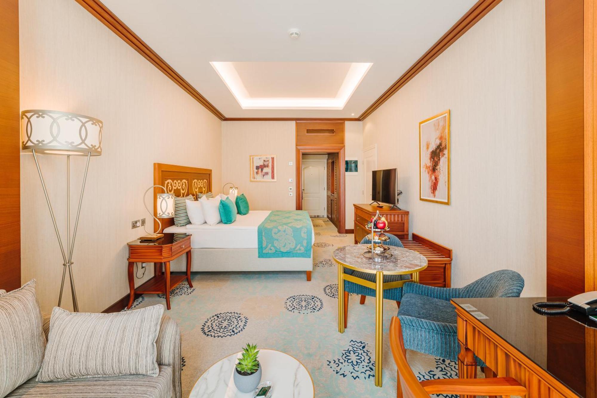 The Arkin Colony Hotel 5*