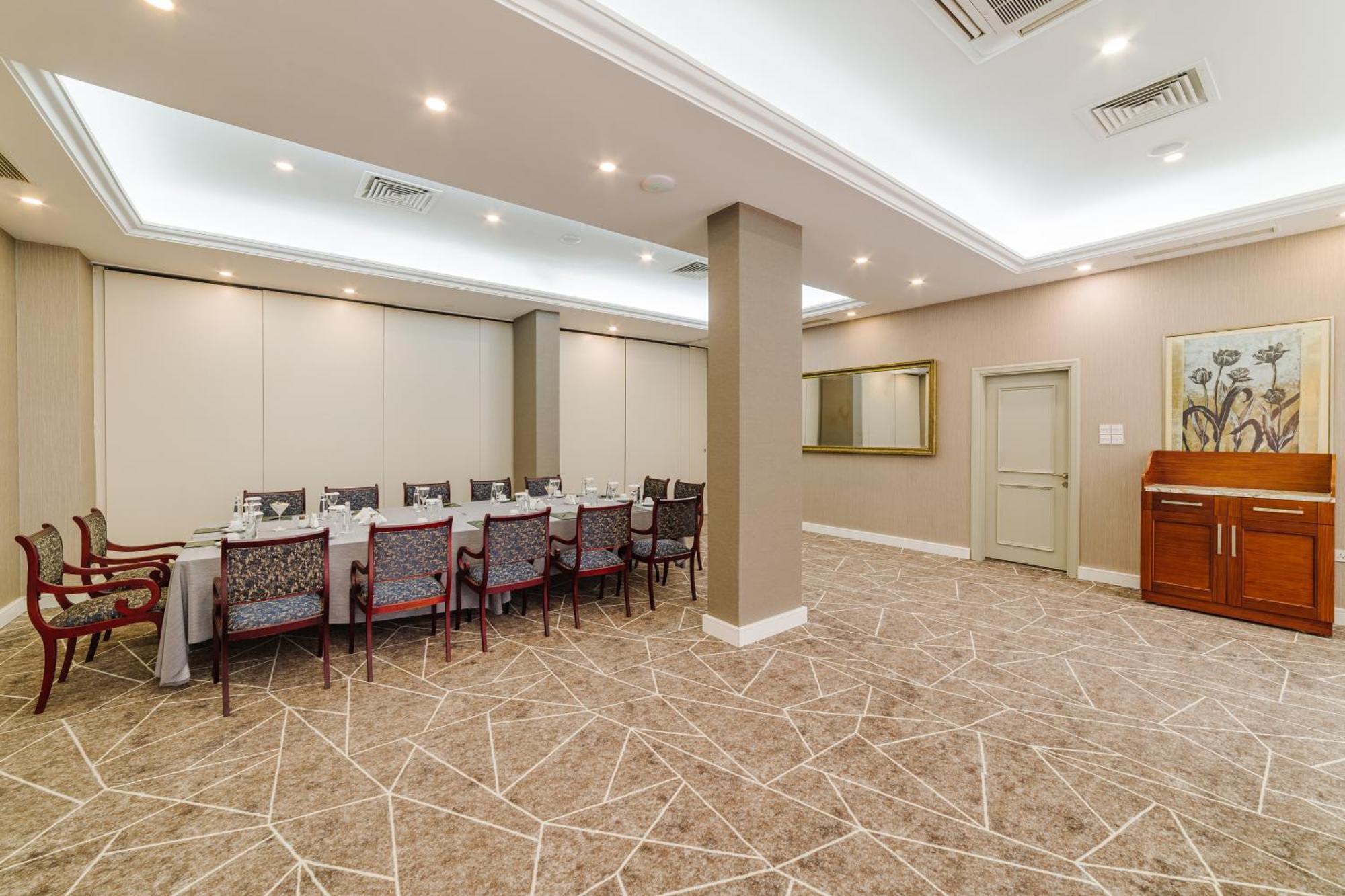 The Arkin Colony Hotel 5*