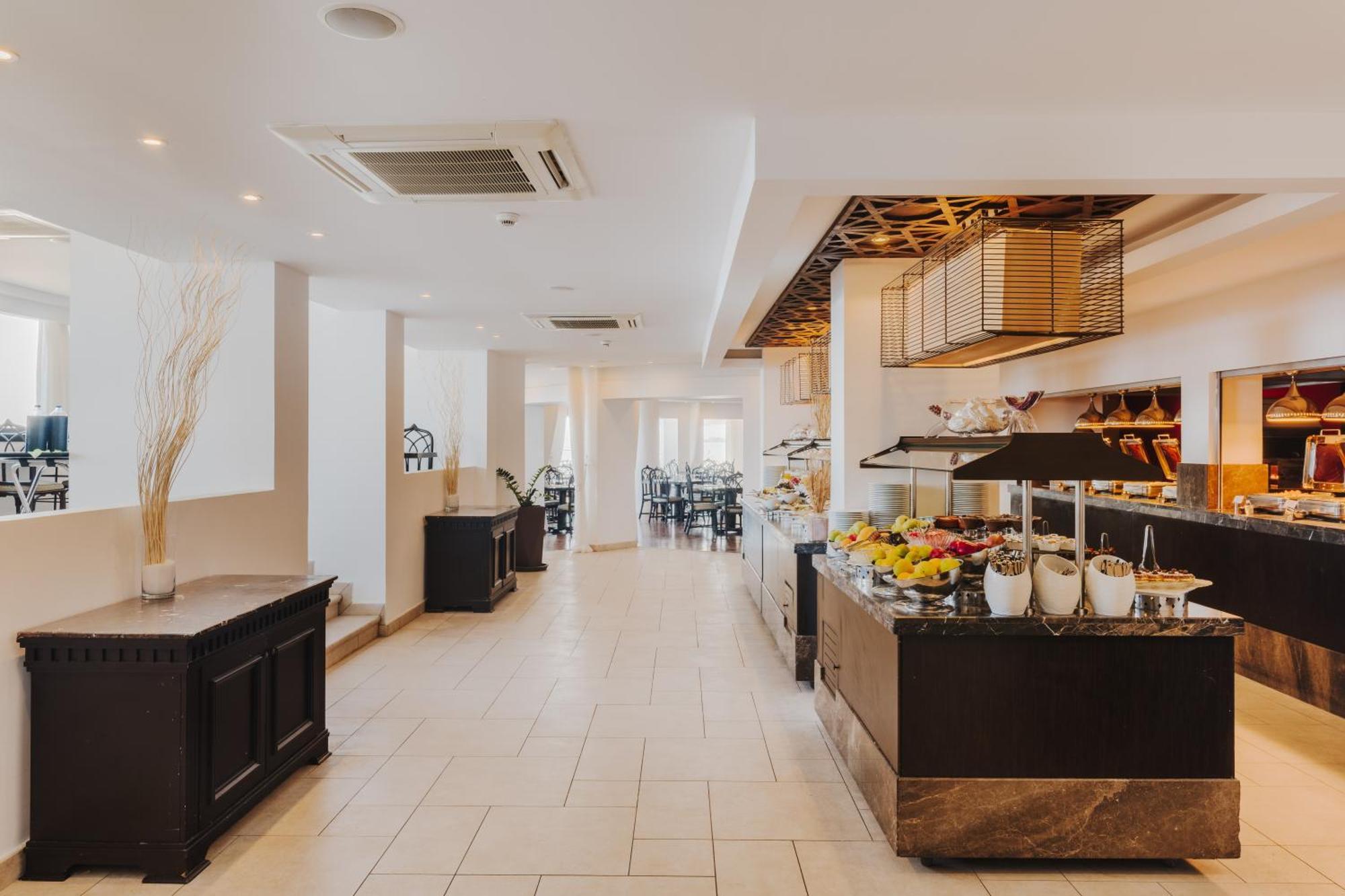 Arkin Palm Hotel