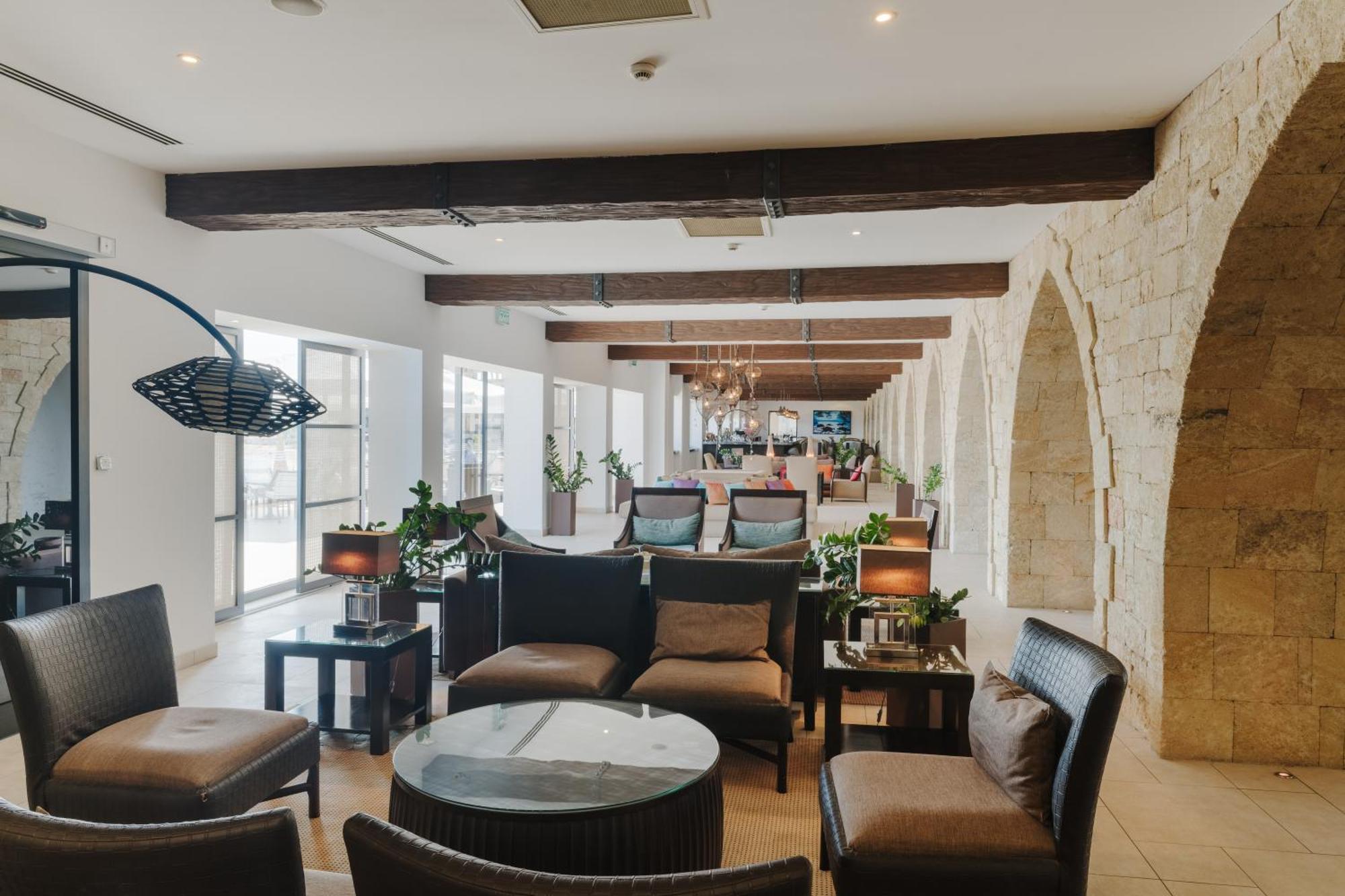 Arkin Palm Hotel