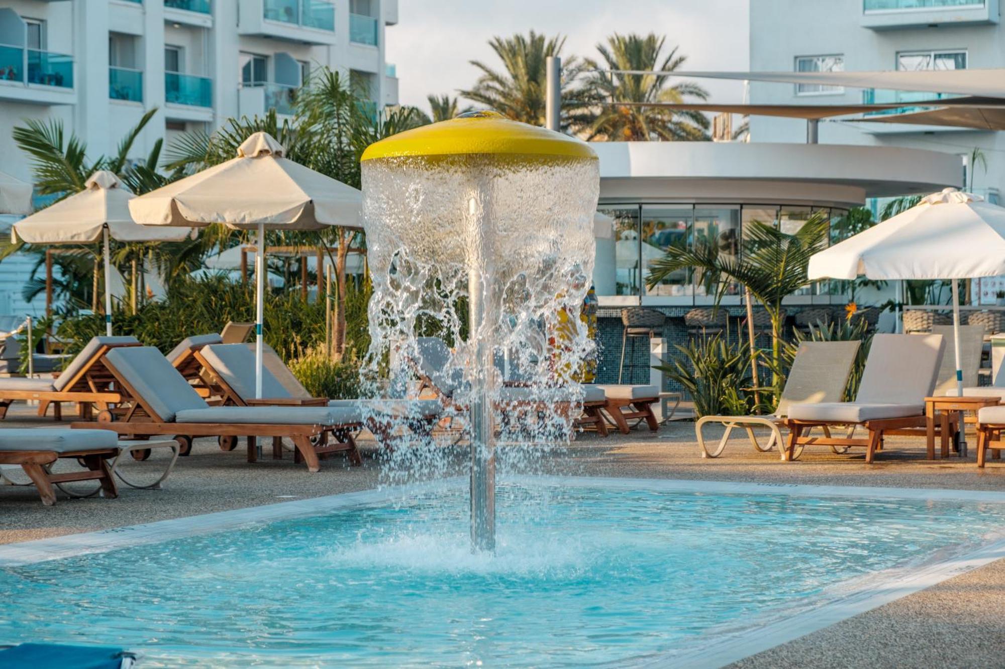 Kapetanios Bay Hotel