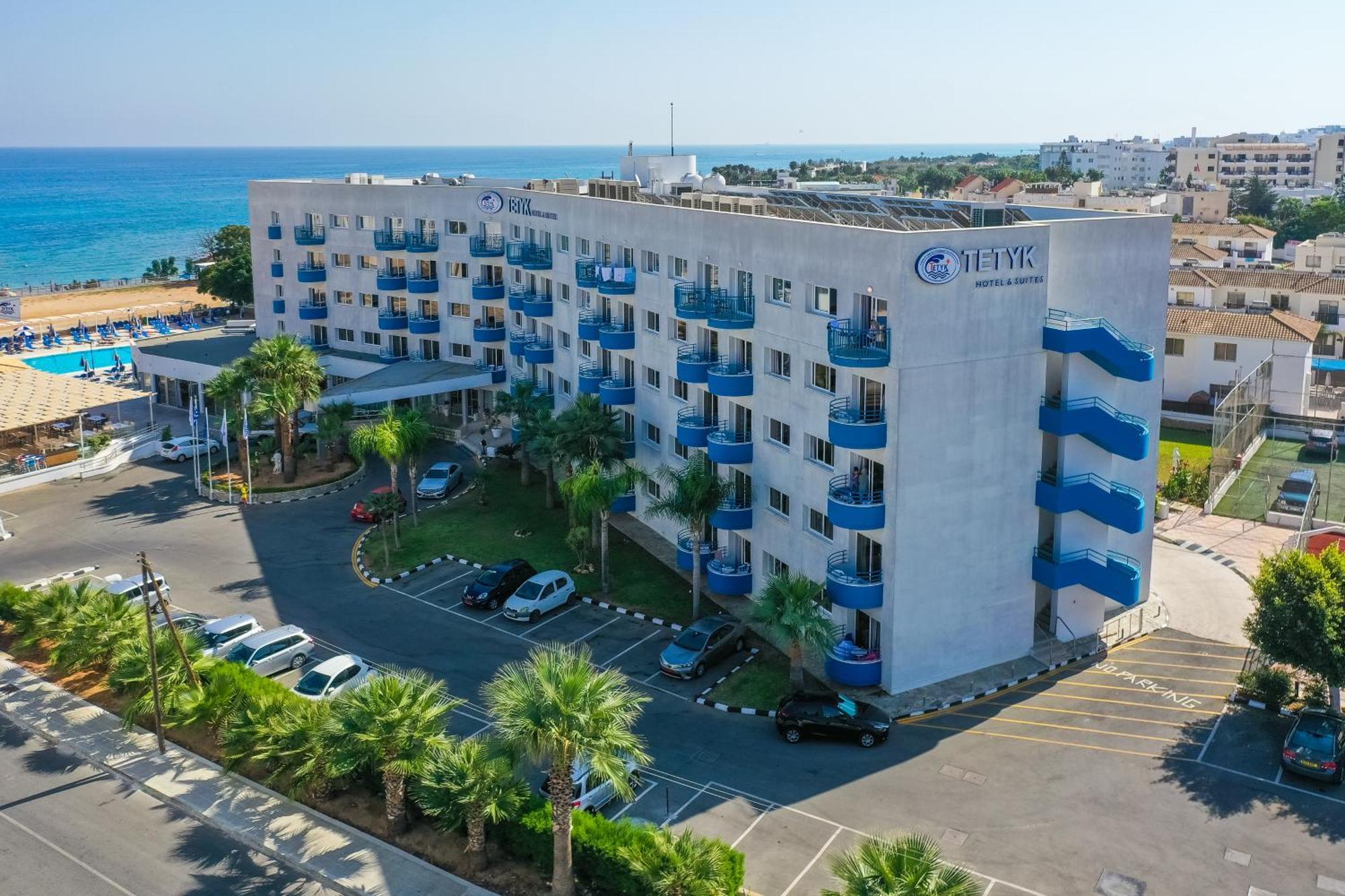 Tetyk Hotel 3*