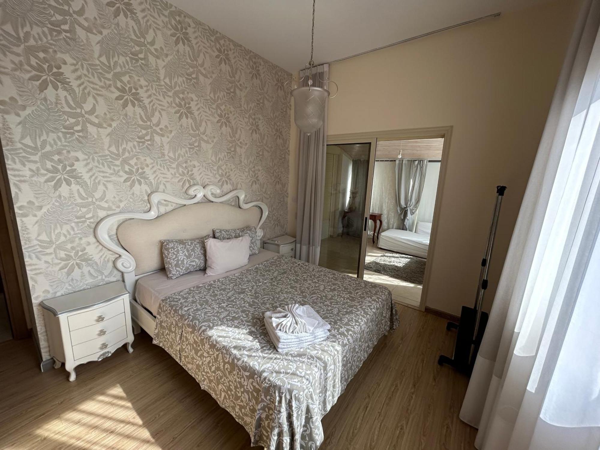 Seaview 6 Bedroom With 28c Private Pool Villa Limassol