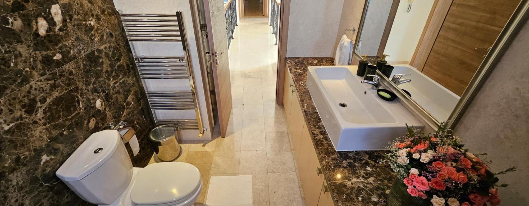 Seaview 6 Bedroom With 28c Private Pool Limassol