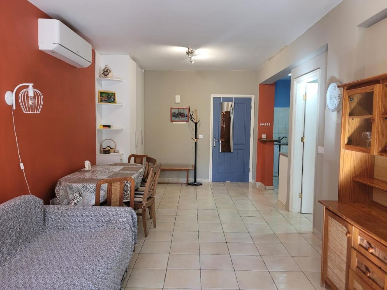 Apartment Limnaria Gardens Paphos, Near